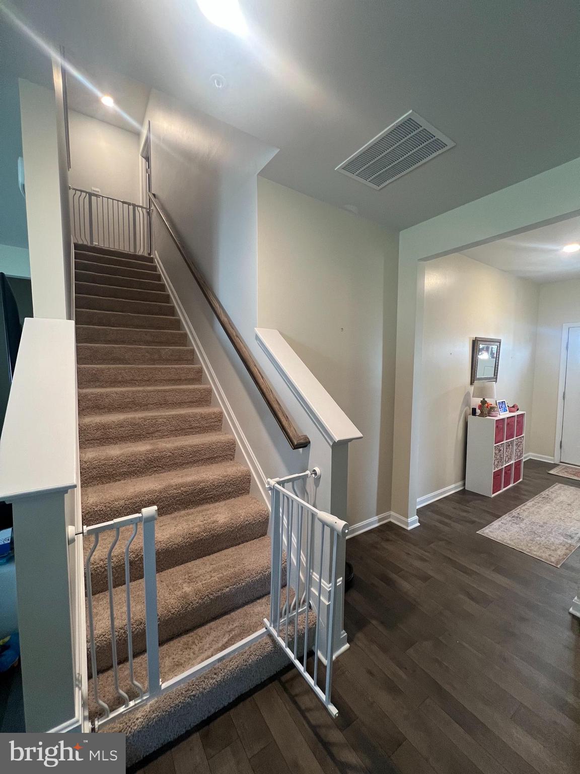 BLACK WATER LANDING - Residential