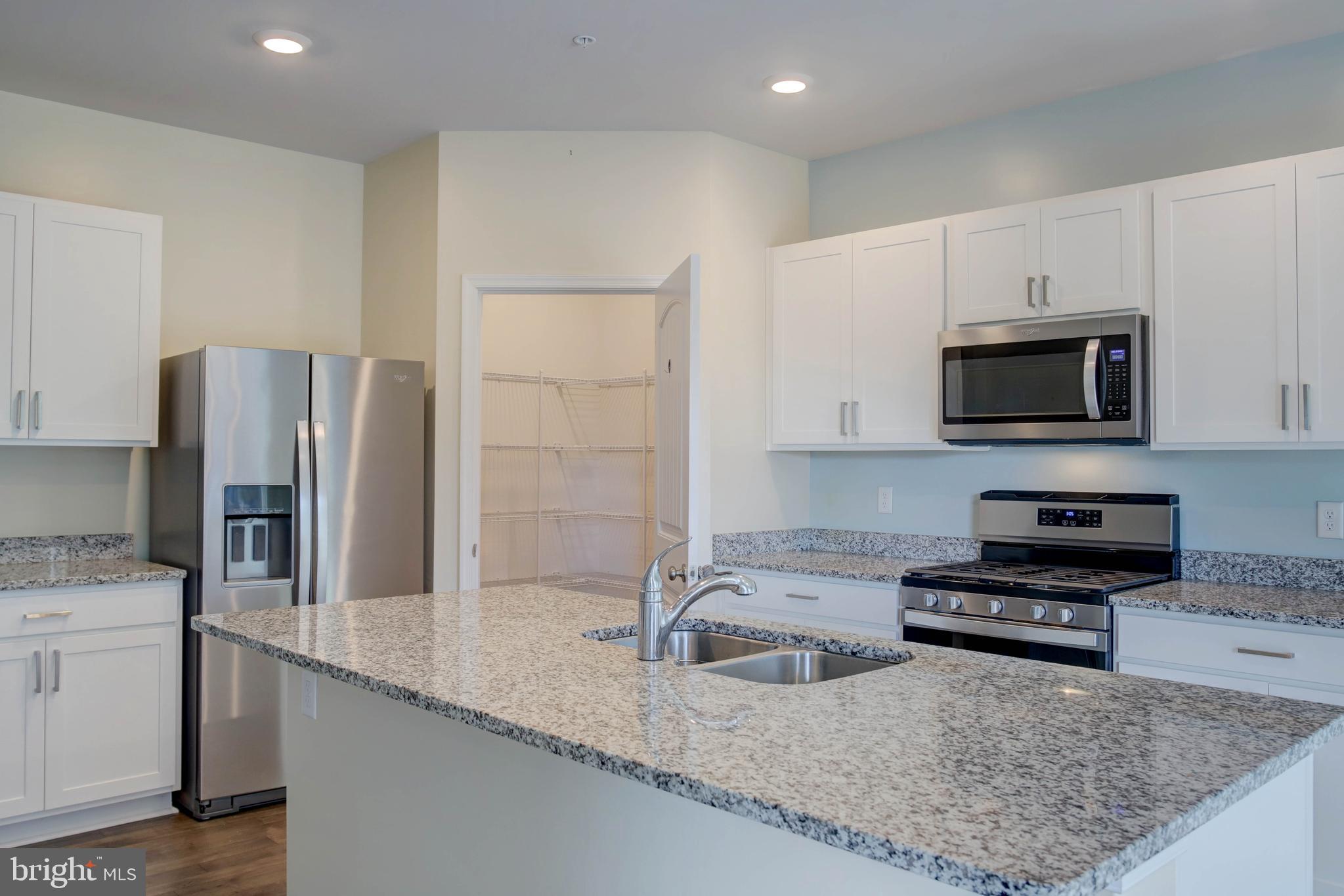 BLACK WATER LANDING - Residential