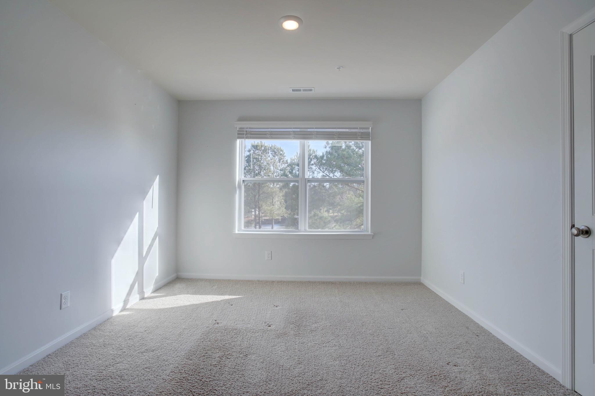 BLACK WATER LANDING - Residential