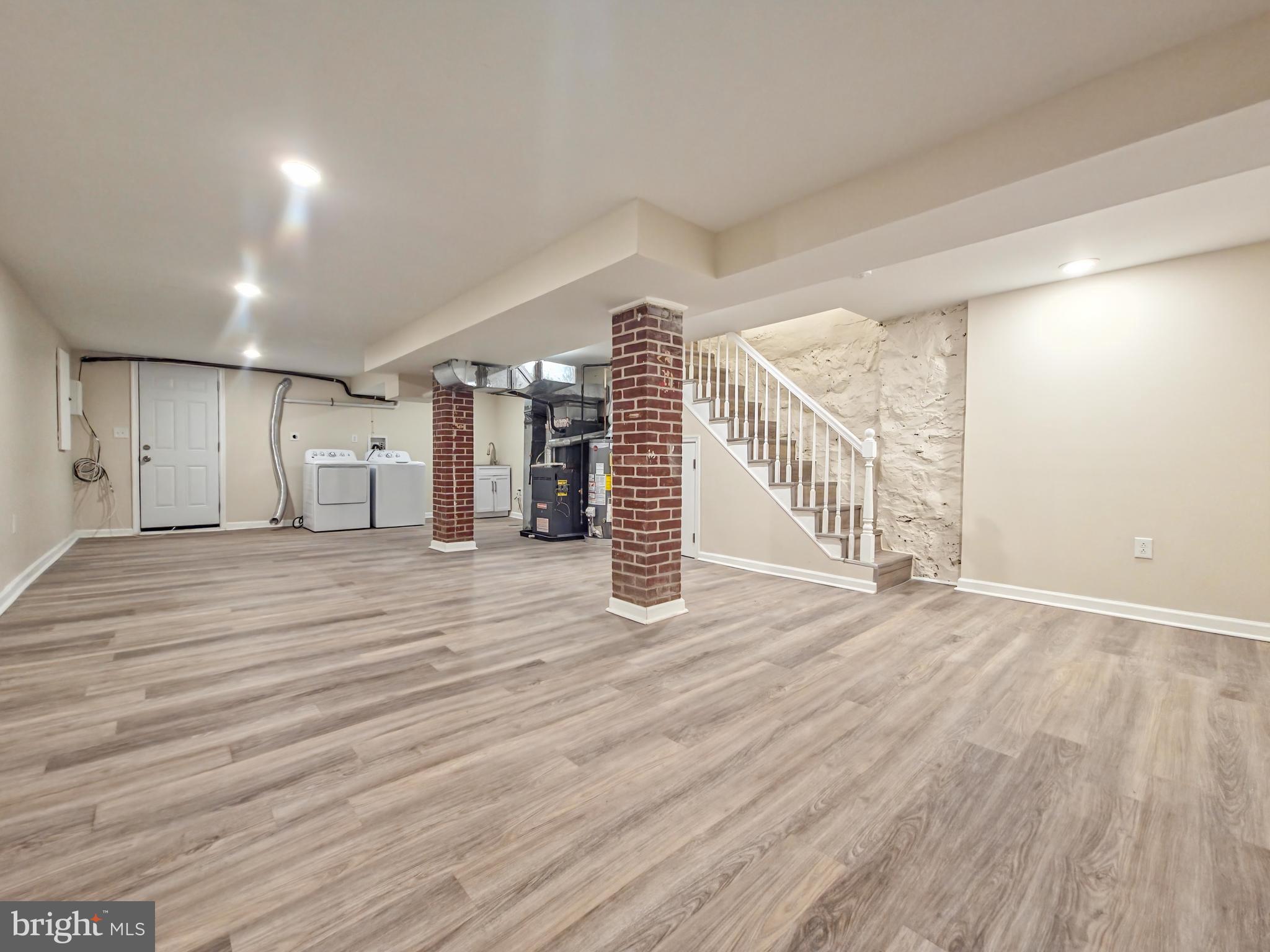 PARK HEIGHTS - Residential