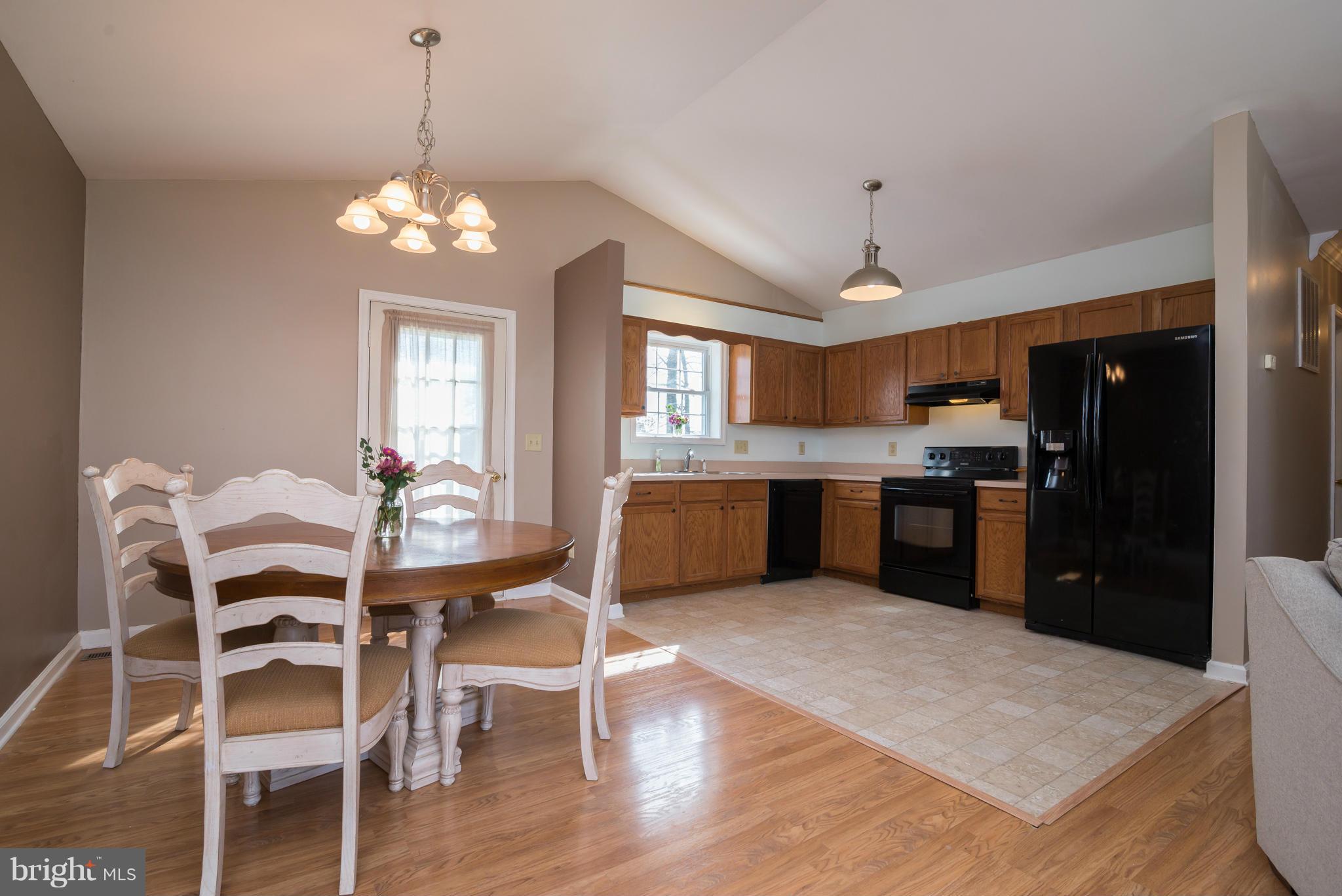 FOREST HEIGHTS - Residential