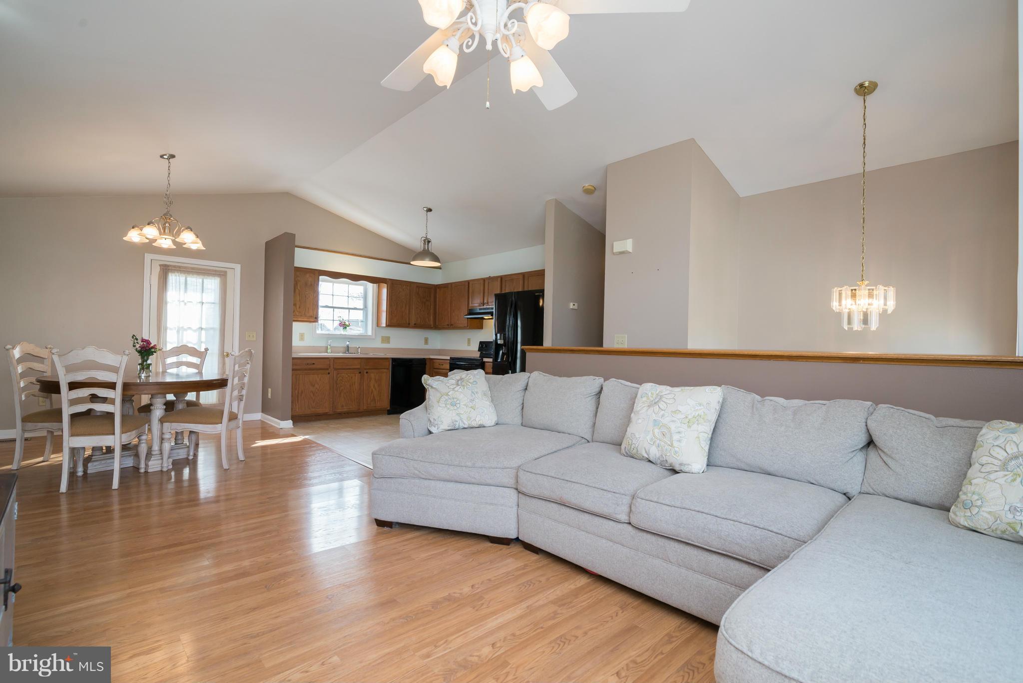 FOREST HEIGHTS - Residential