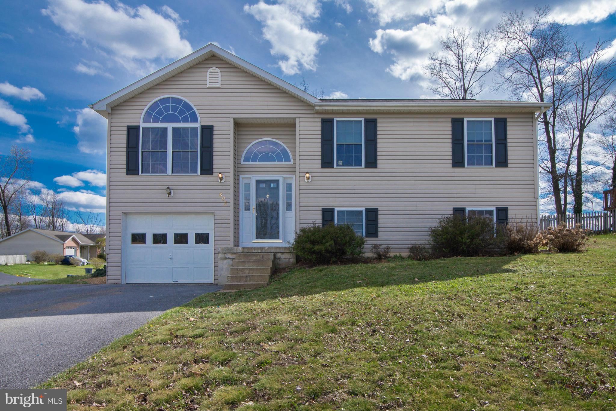 FOREST HEIGHTS - Residential