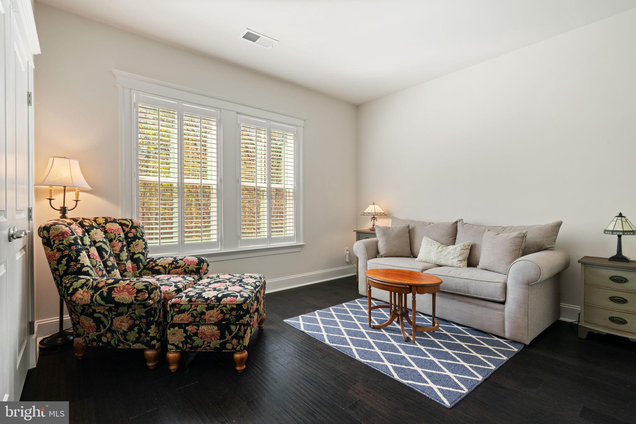 POTOMAC SHORES - Residential