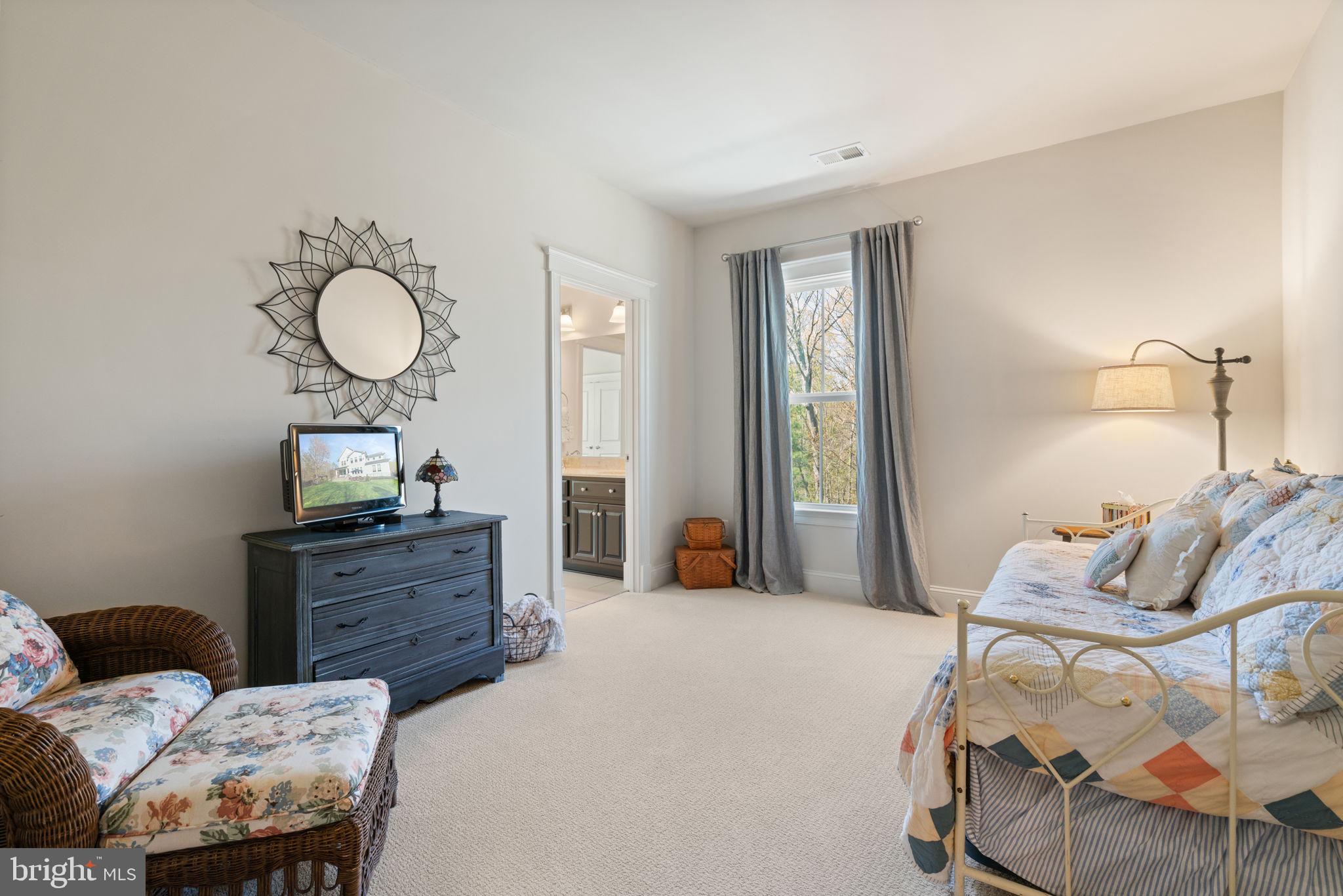 POTOMAC SHORES - Residential