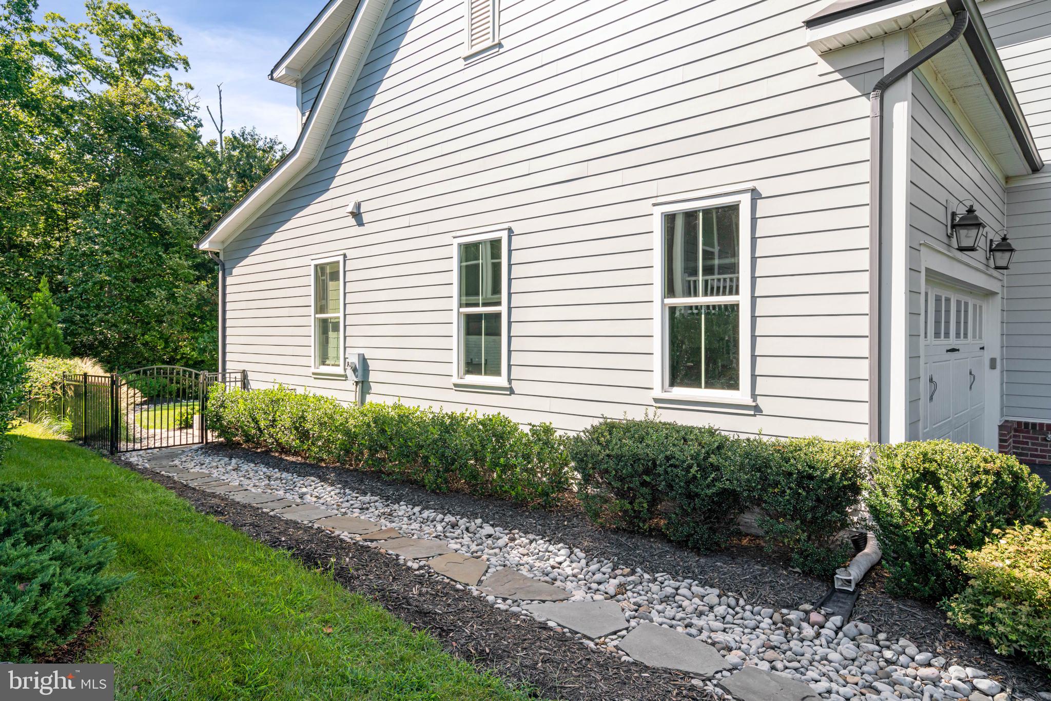 POTOMAC SHORES - Residential