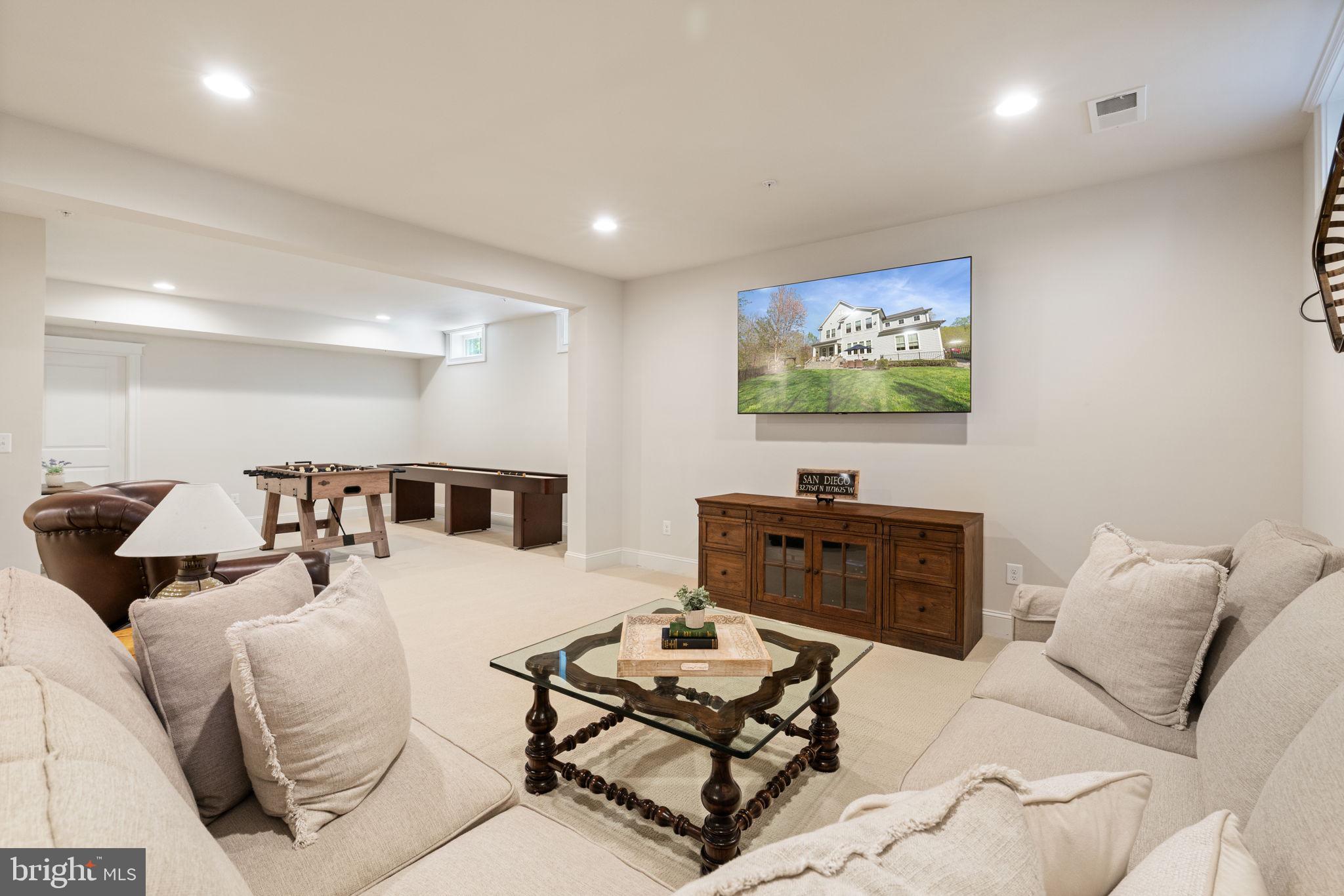 POTOMAC SHORES - Residential