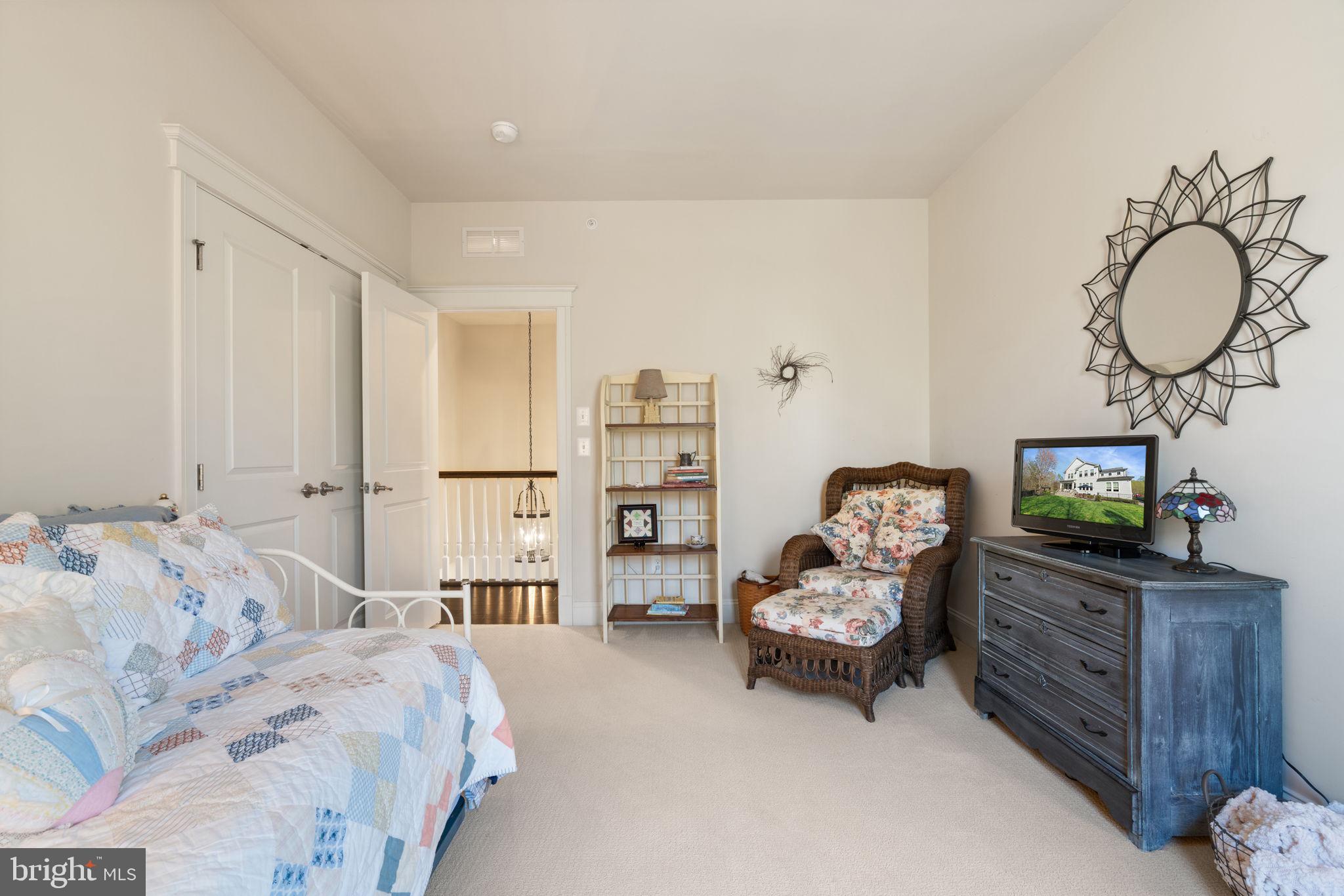 POTOMAC SHORES - Residential