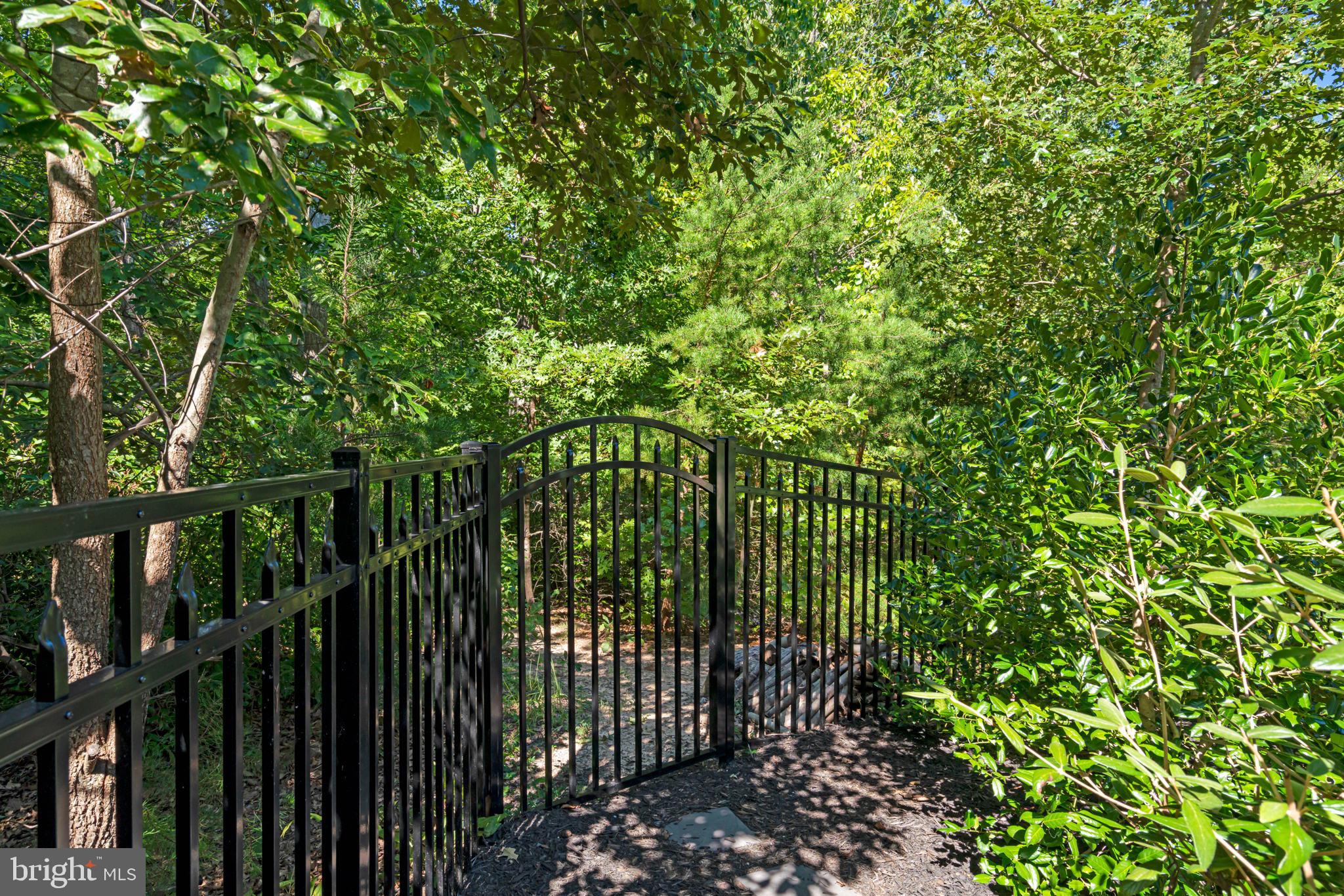 POTOMAC SHORES - Residential