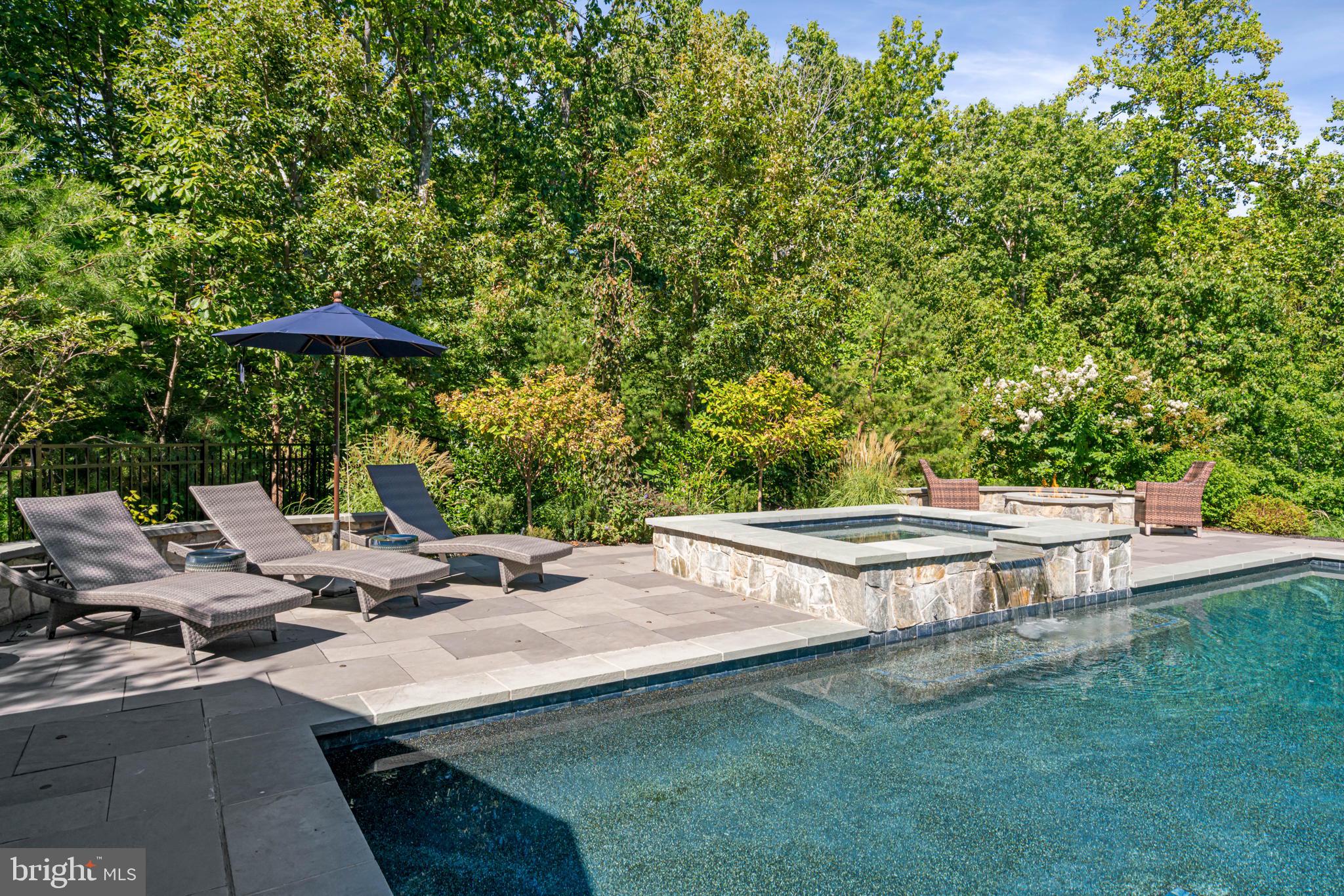 POTOMAC SHORES - Residential