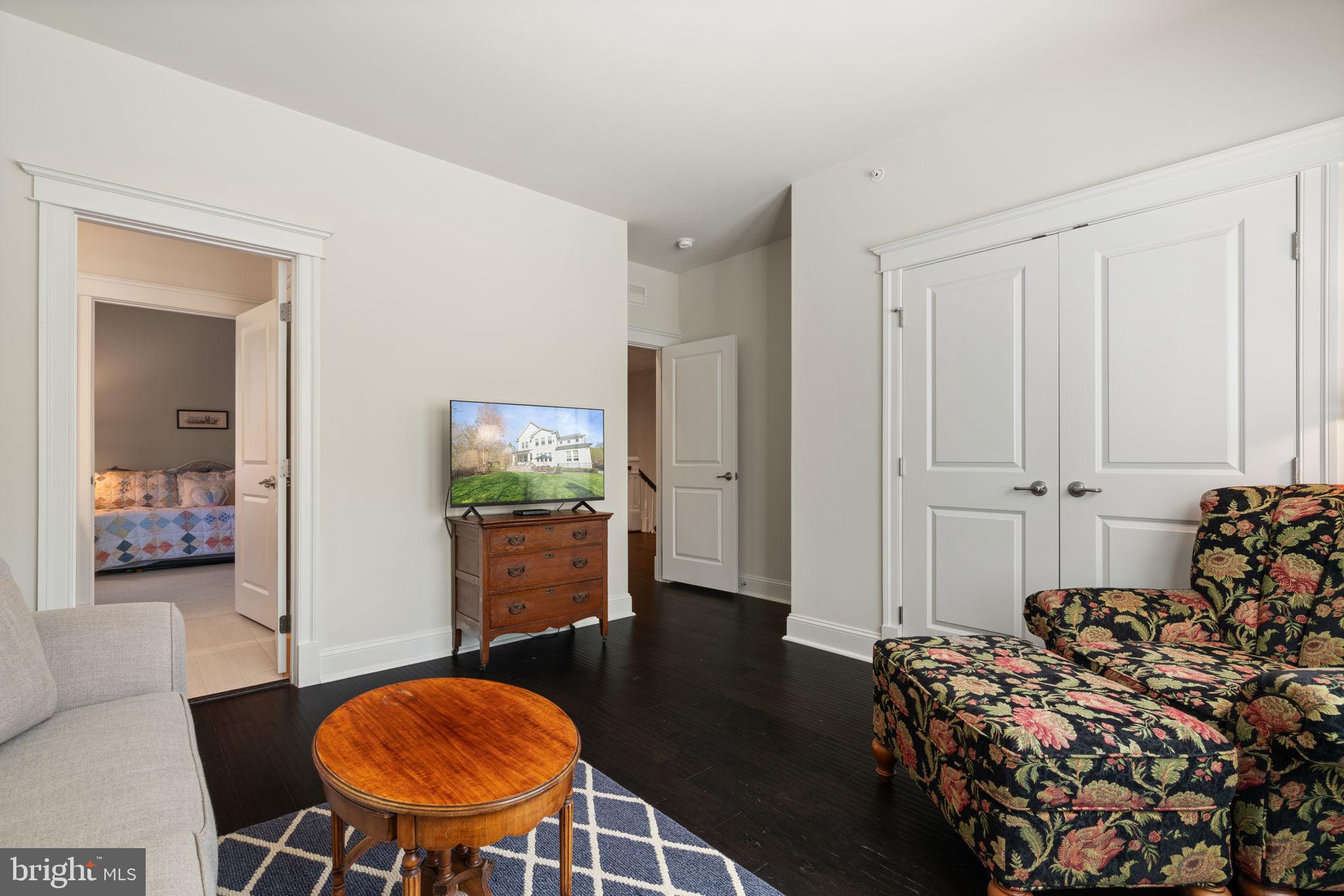 POTOMAC SHORES - Residential