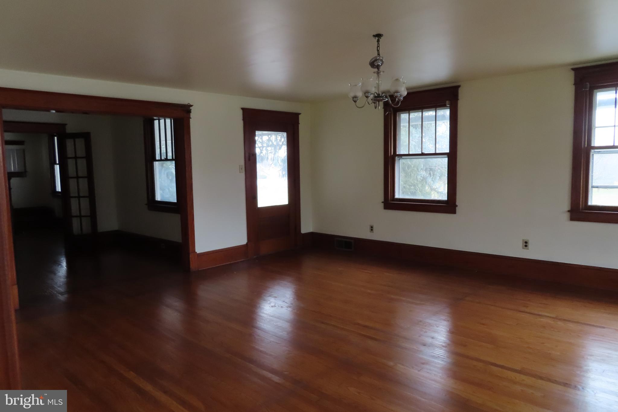 MONTGOMERY TWP - Residential Lease