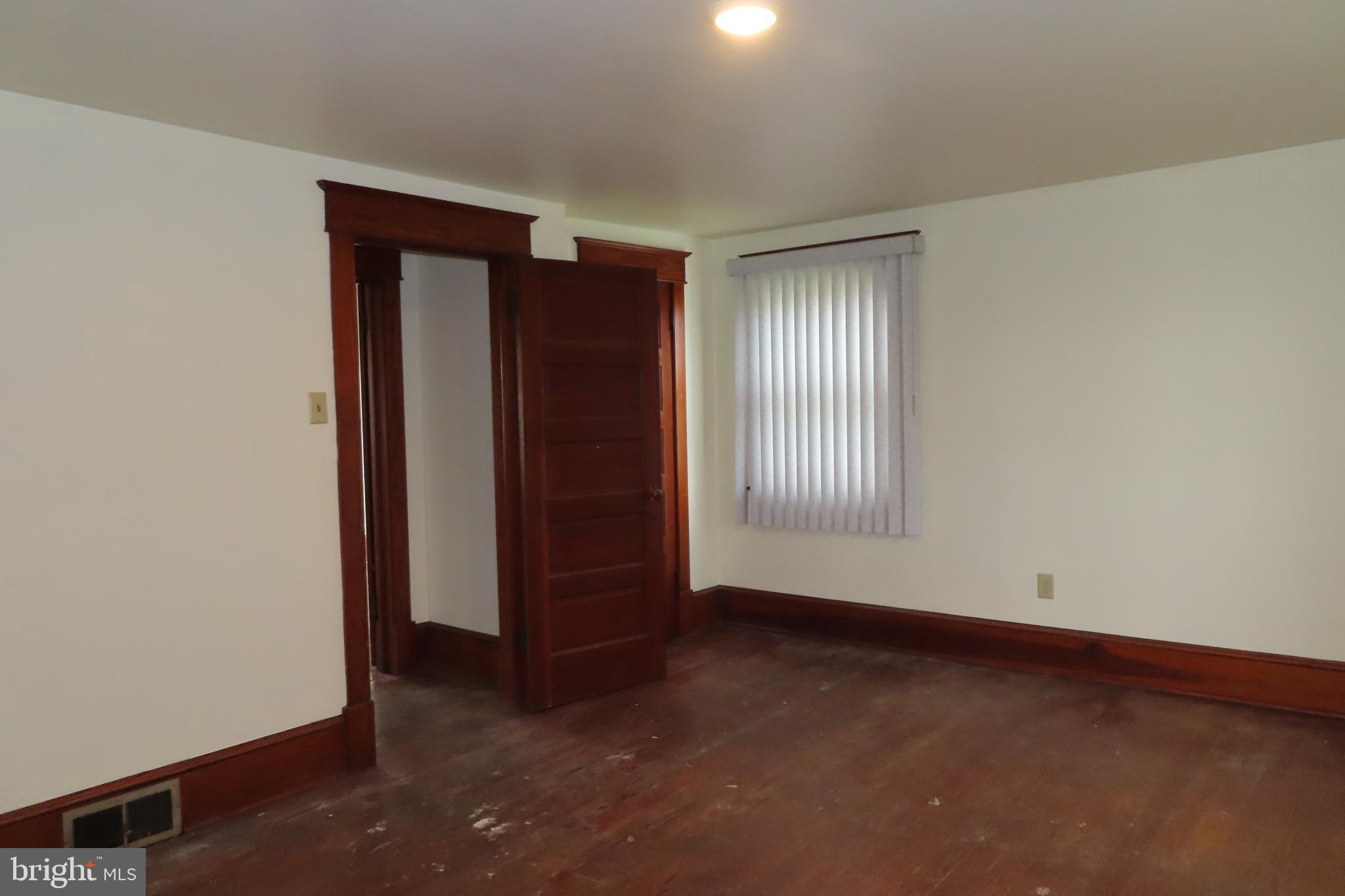 MONTGOMERY TWP - Residential Lease