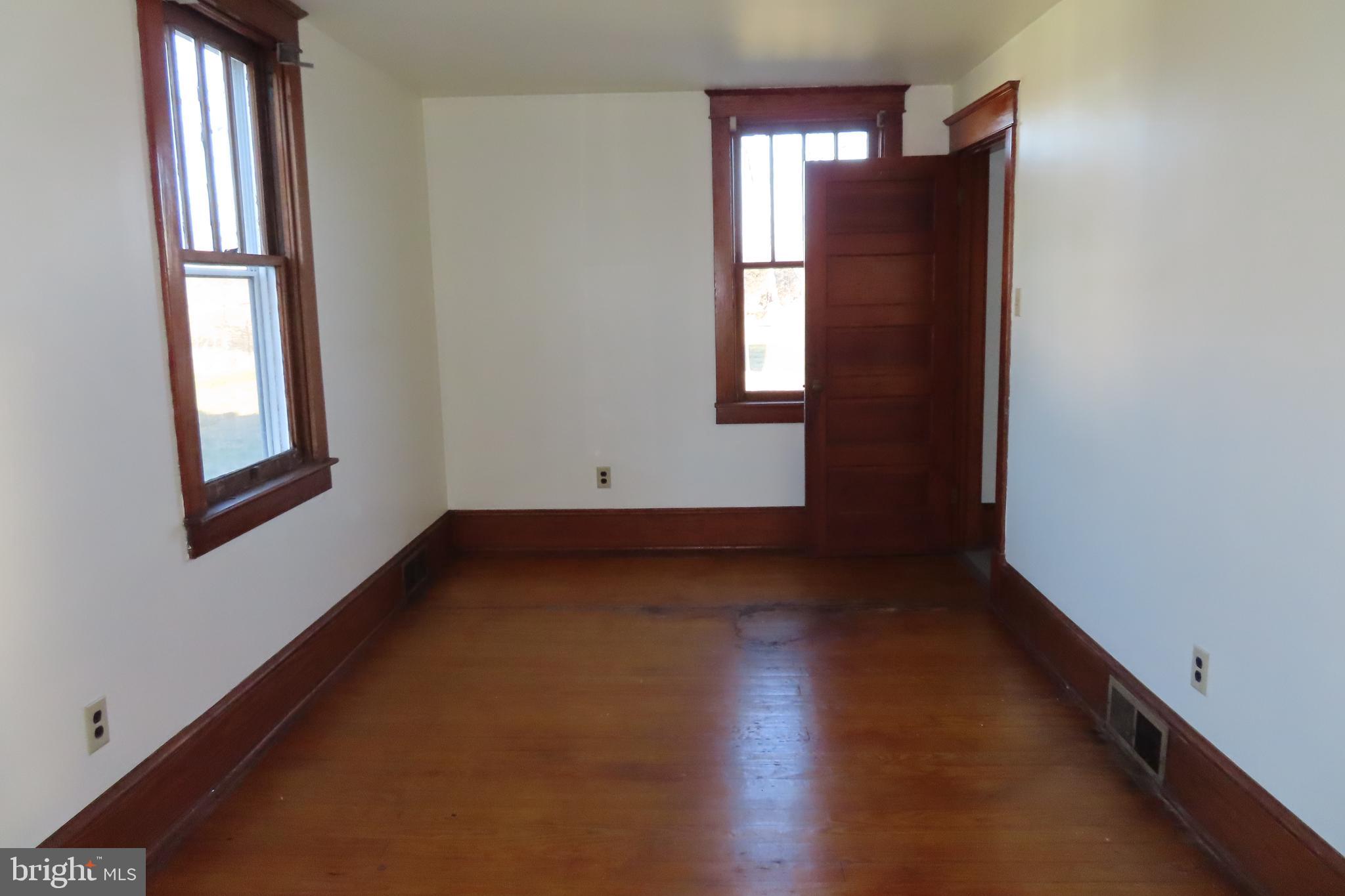 MONTGOMERY TWP - Residential Lease