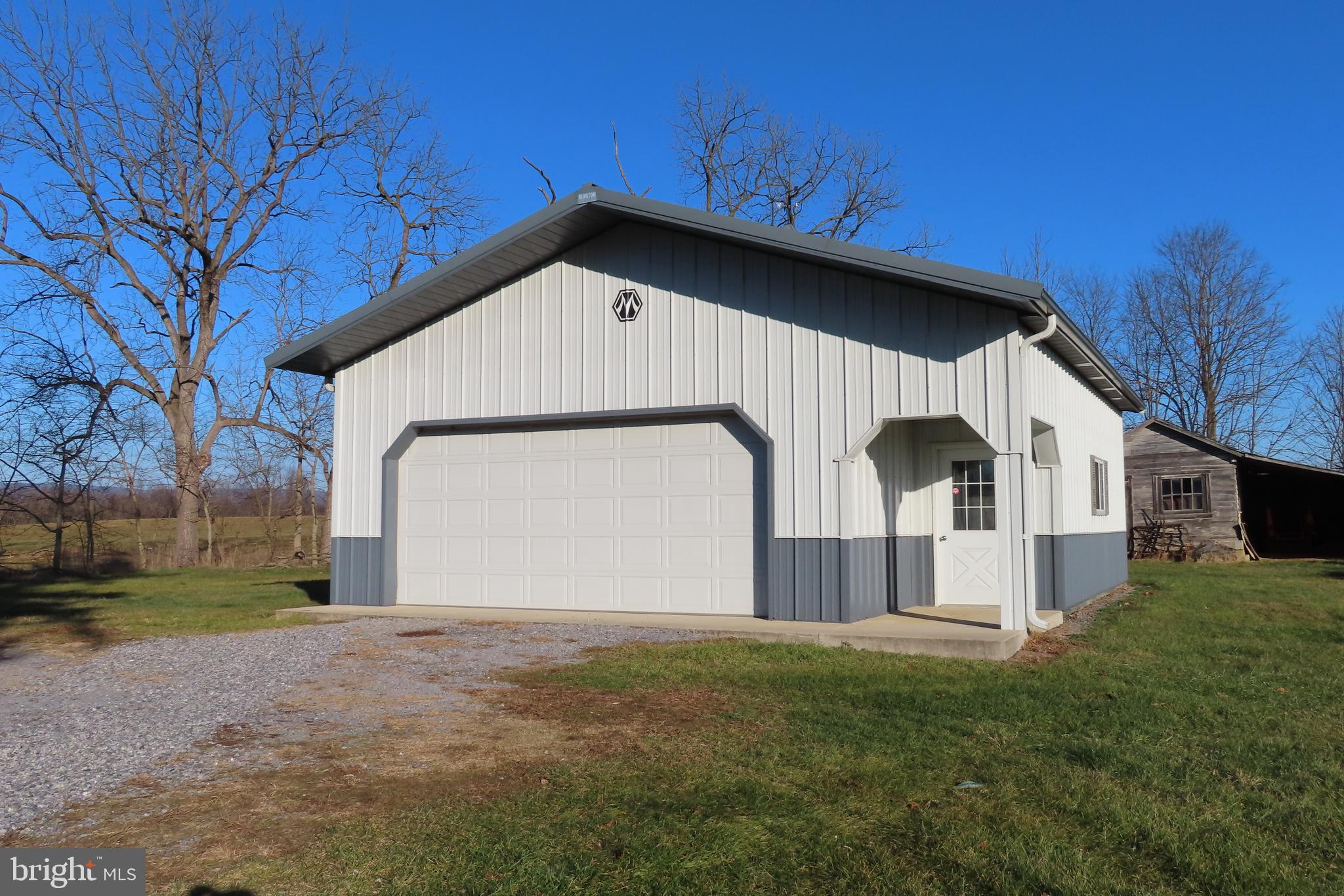 MONTGOMERY TWP - Residential Lease