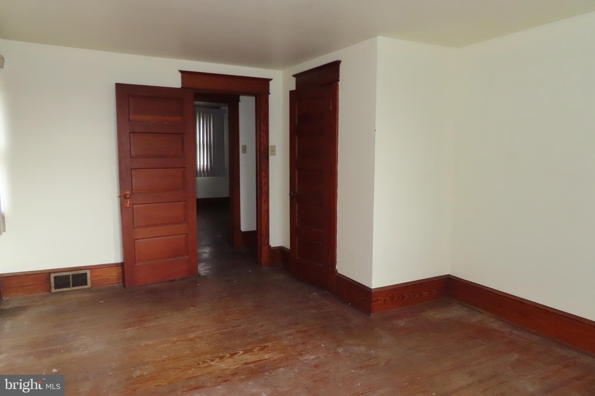 MONTGOMERY TWP - Residential Lease