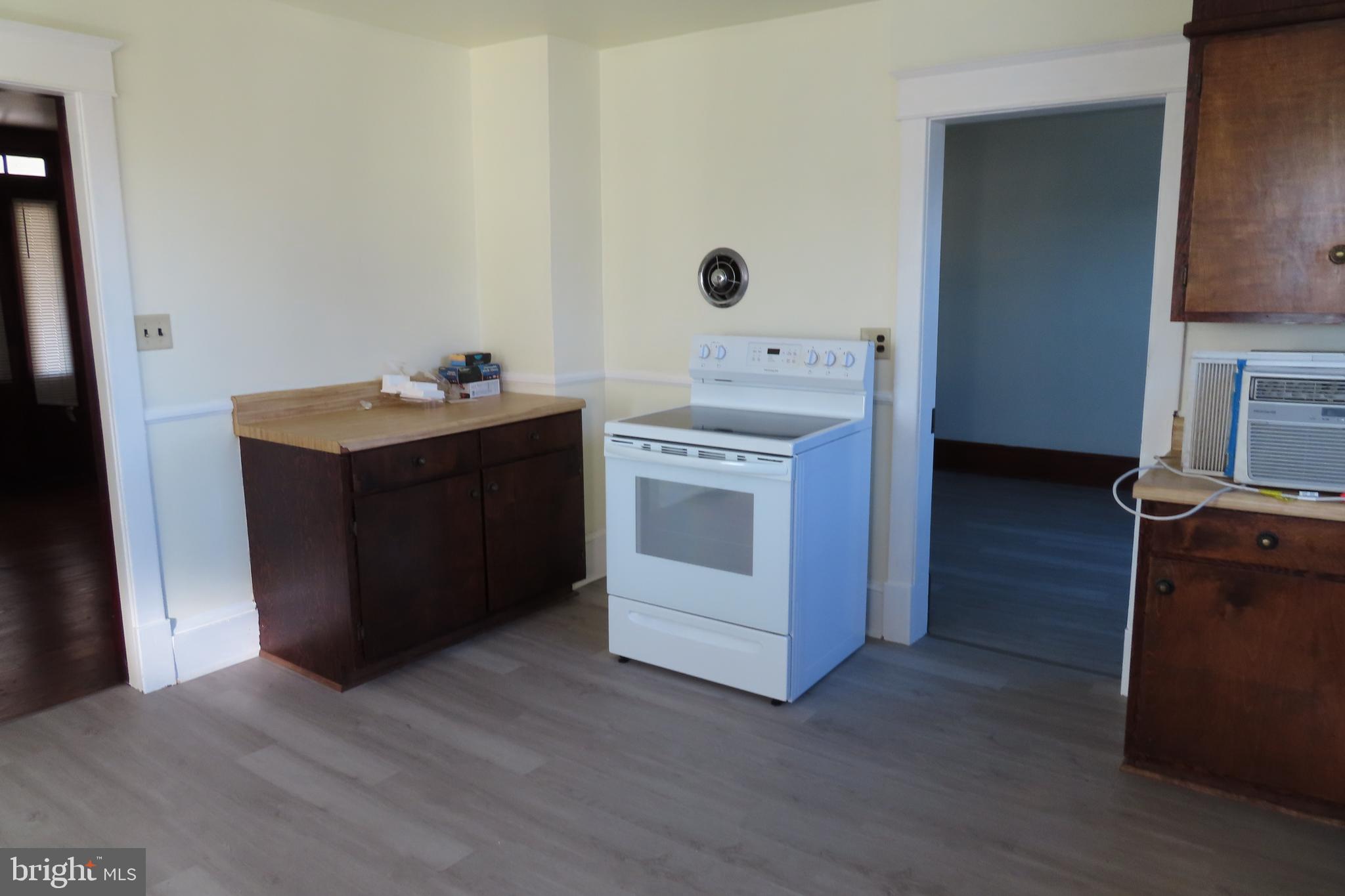 MONTGOMERY TWP - Residential Lease