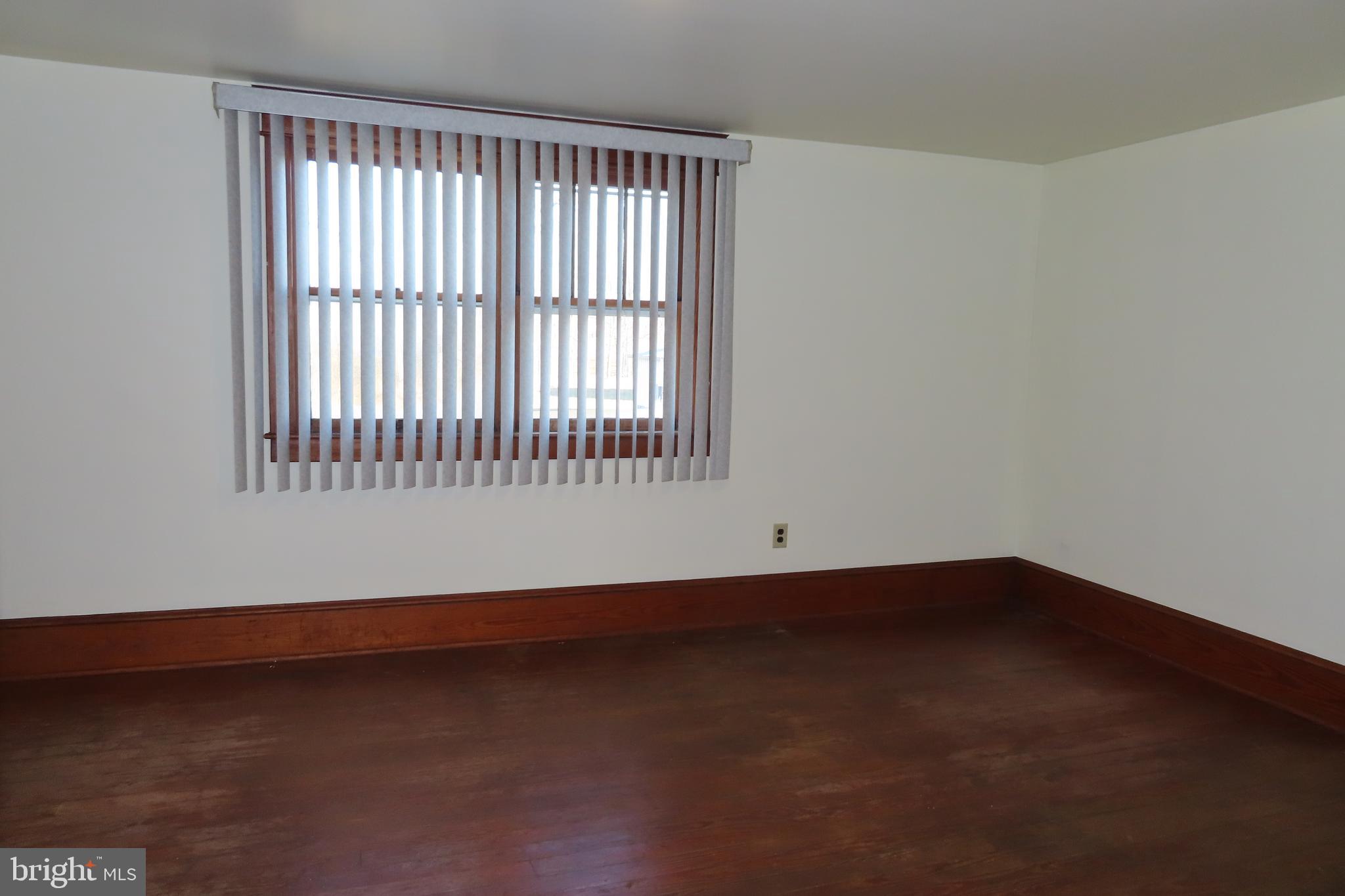MONTGOMERY TWP - Residential Lease