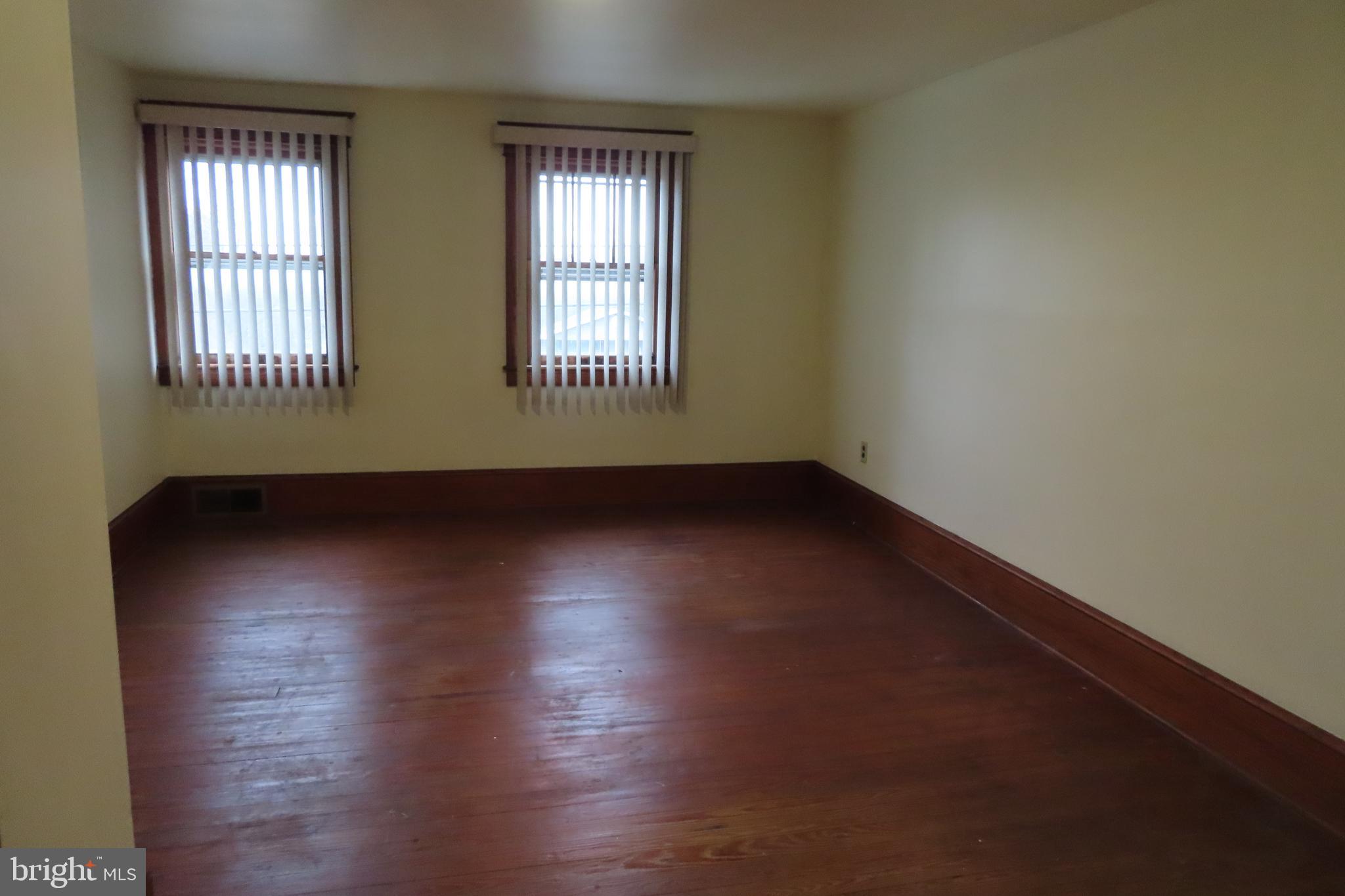 MONTGOMERY TWP - Residential Lease