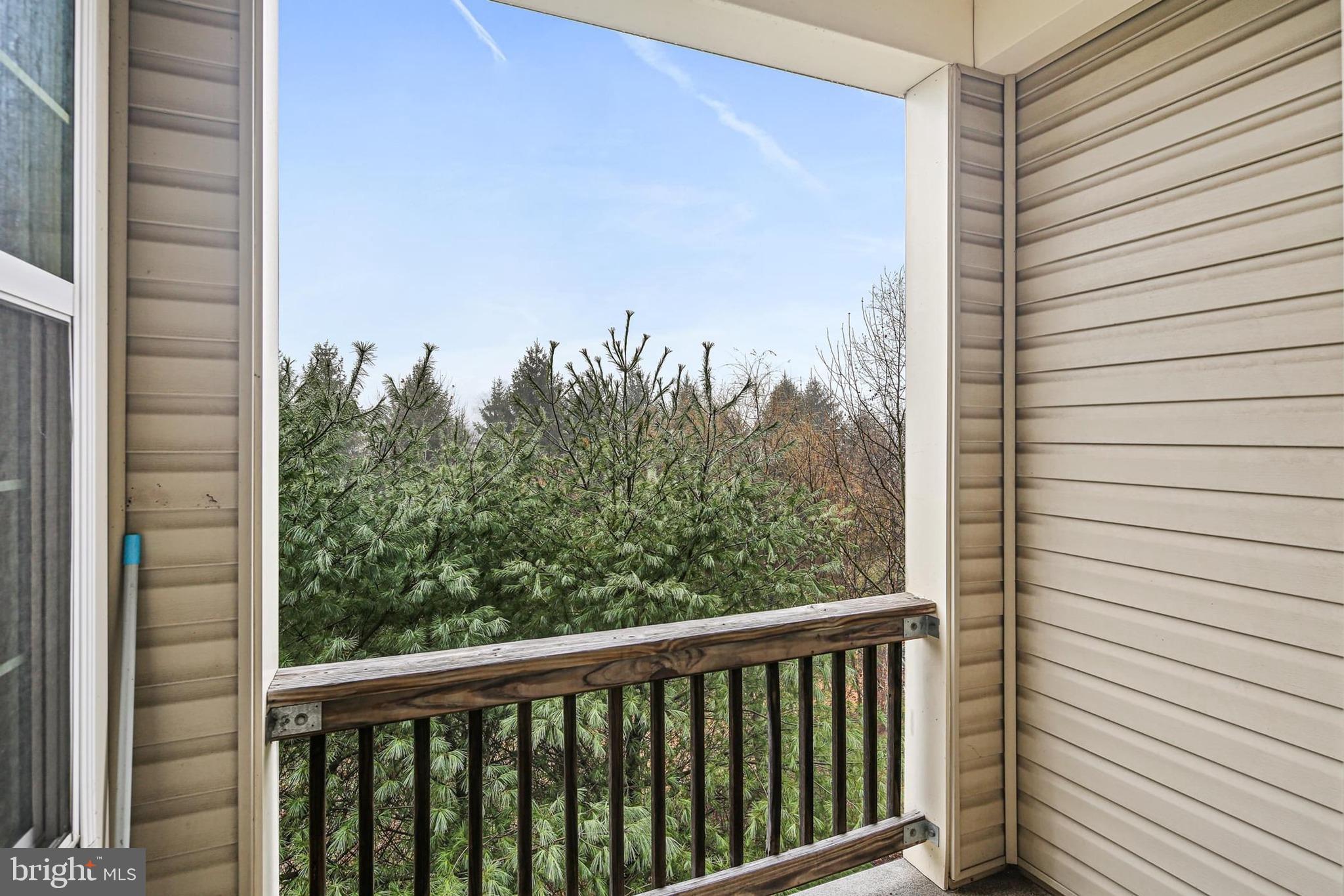 GATEWAY COMMONS - Residential Lease