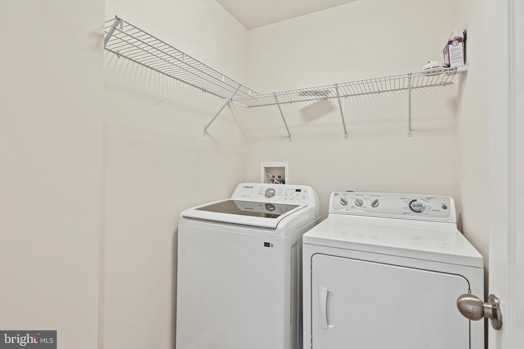 GATEWAY COMMONS - Residential Lease