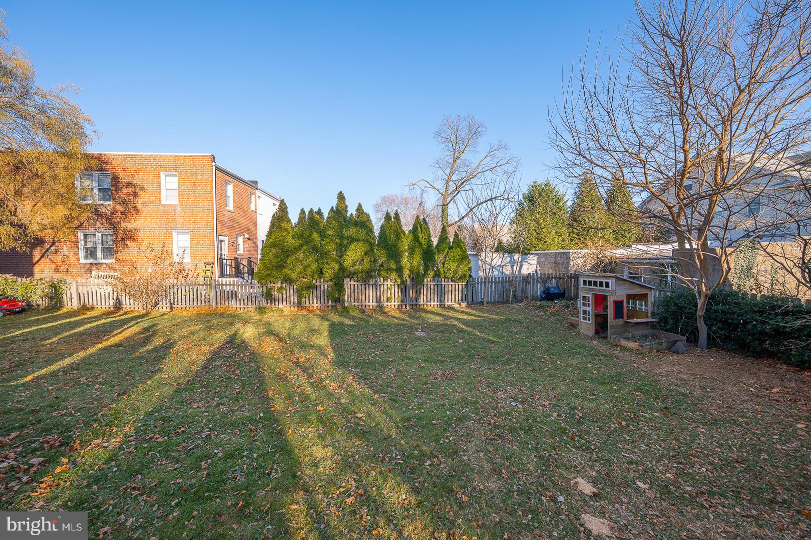 OAKMONT - Residential