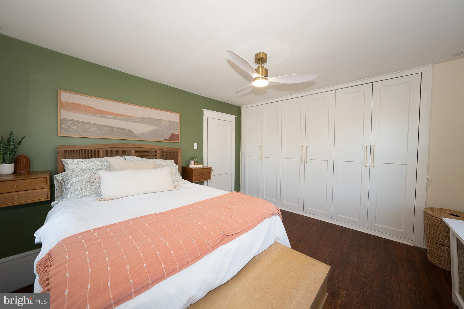 OAKMONT - Residential