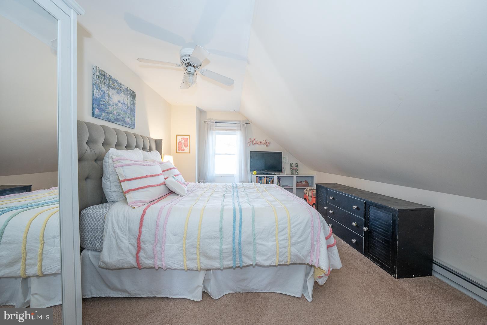 OAKMONT - Residential