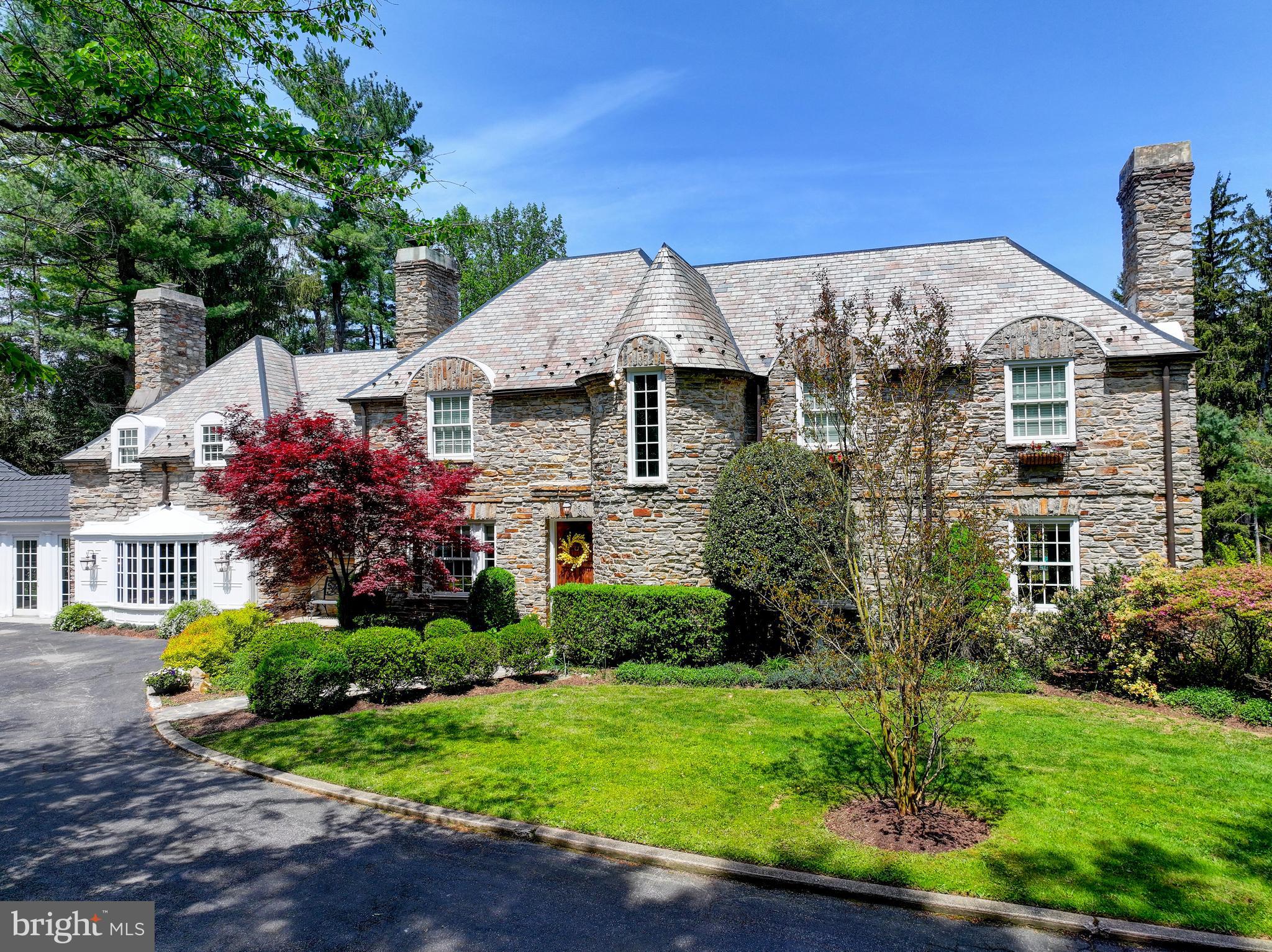 606 E SEMINARY AVENUE