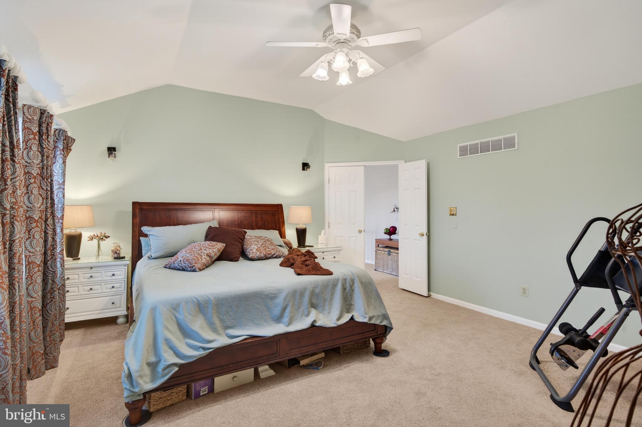 GREENSHIRE ESTATES - Residential
