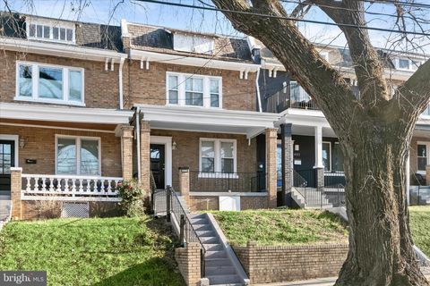 Townhouse For Rent - 4919 Kansas Avenue<br/> WASHINGTON, DC 20011