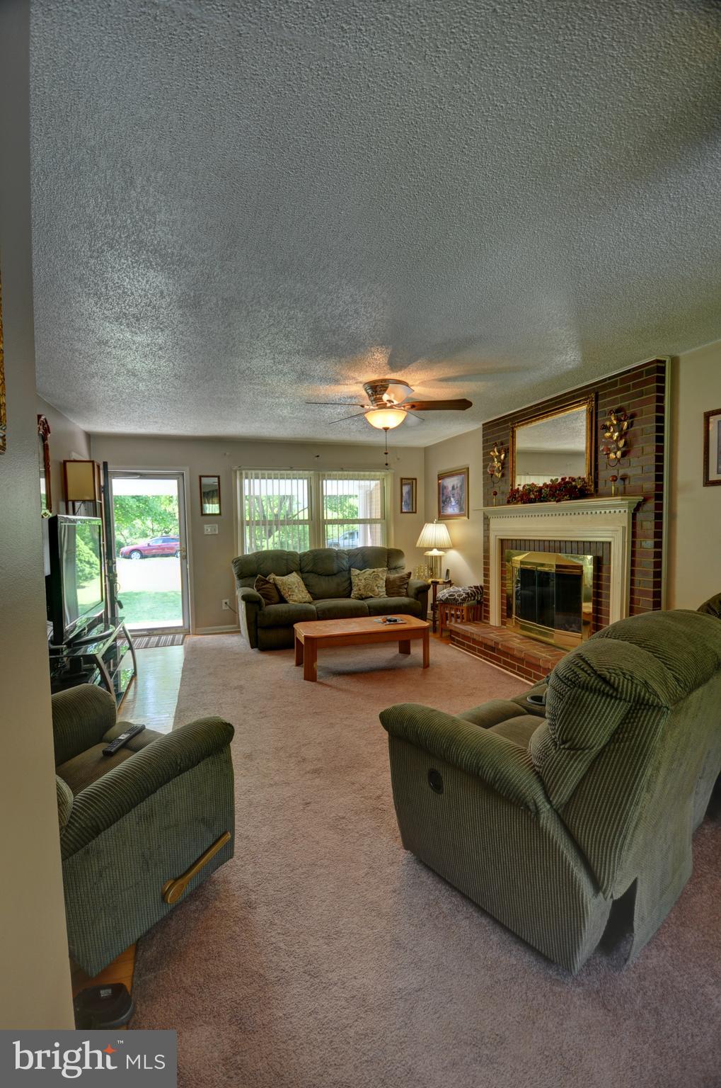 ROLLING FIELDS - Residential