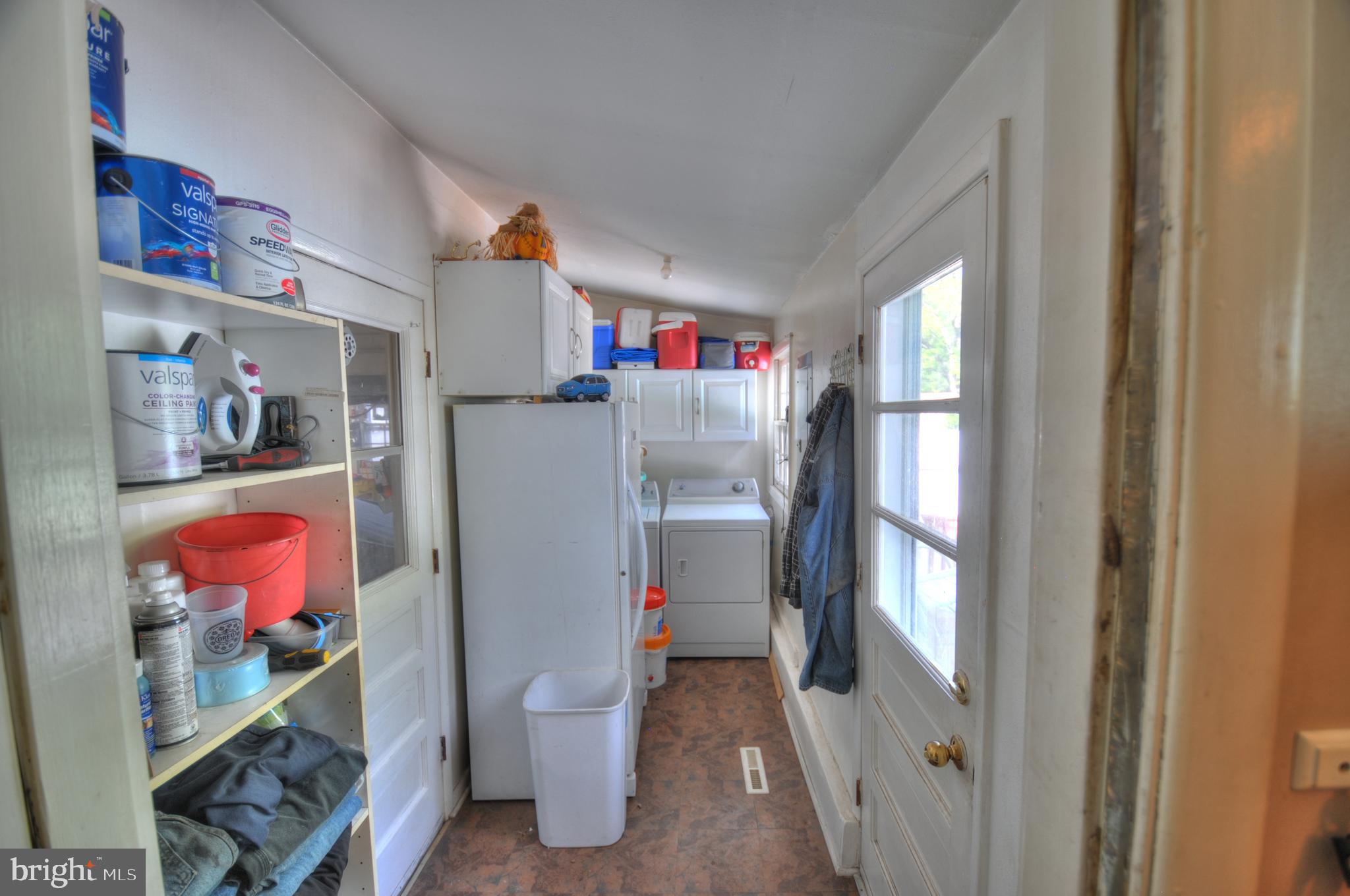 ROLLING FIELDS - Residential