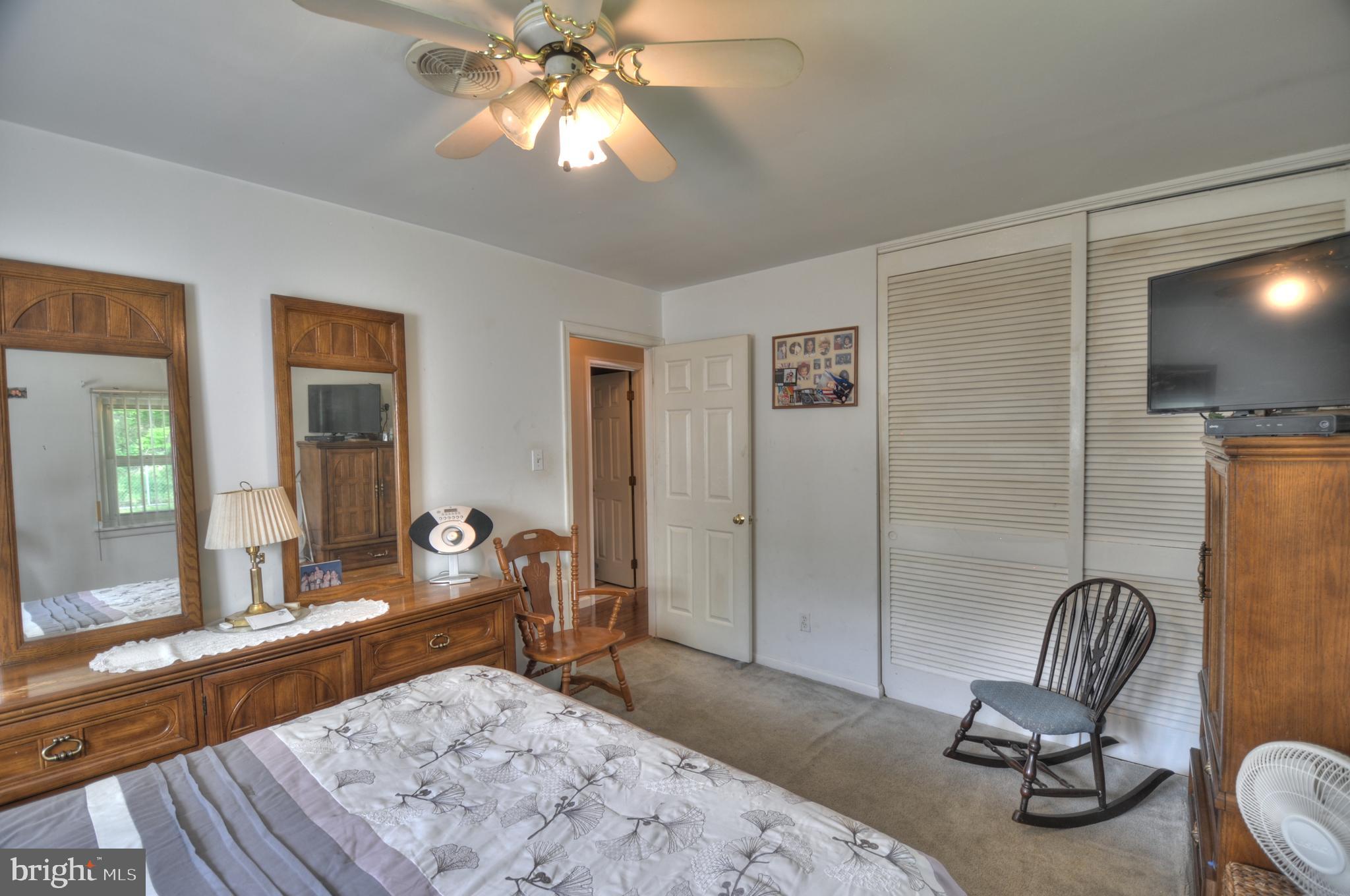 ROLLING FIELDS - Residential