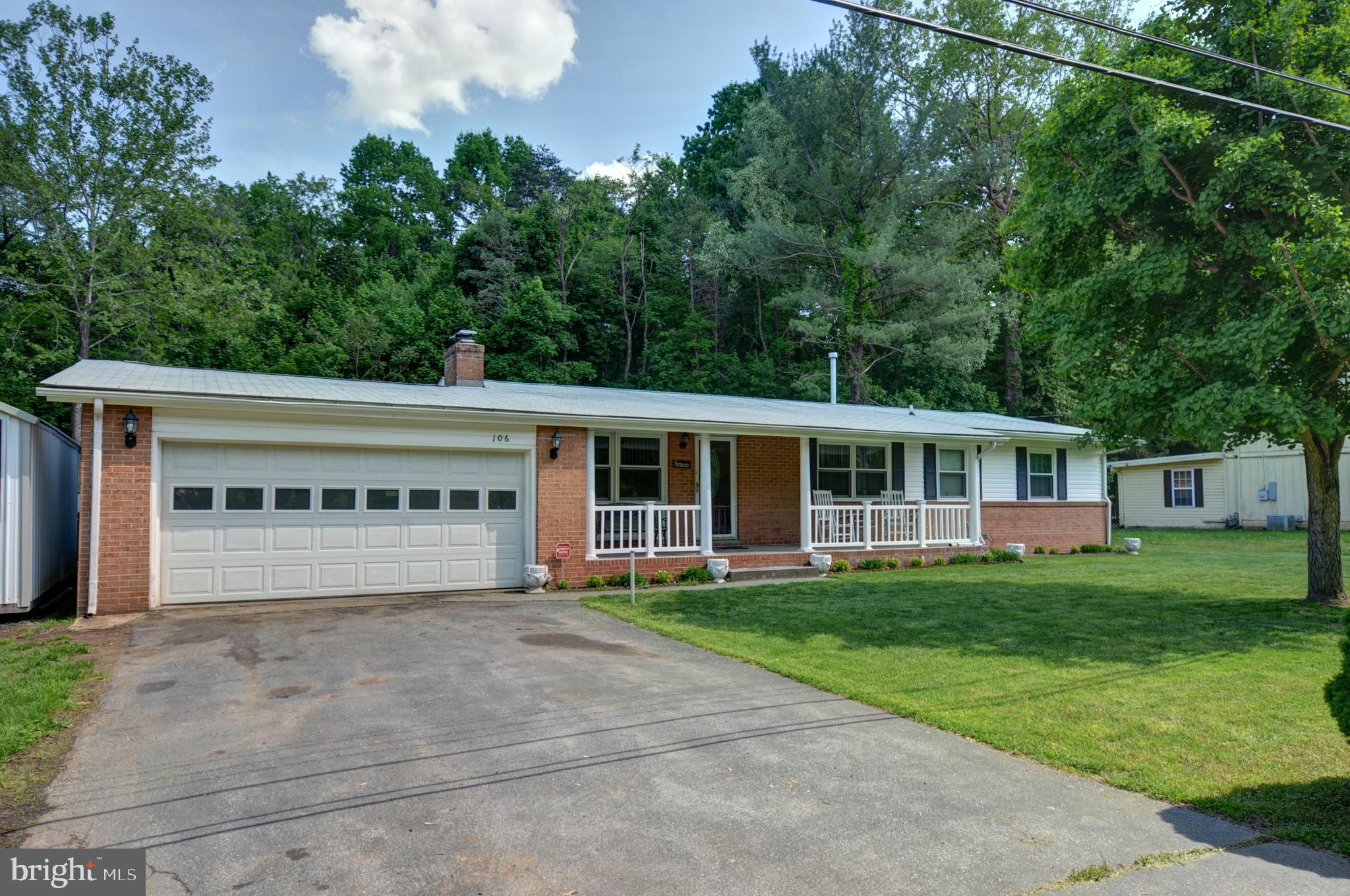 ROLLING FIELDS - Residential