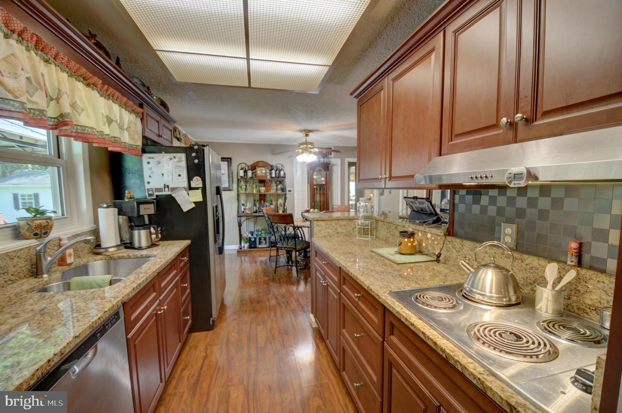 ROLLING FIELDS - Residential