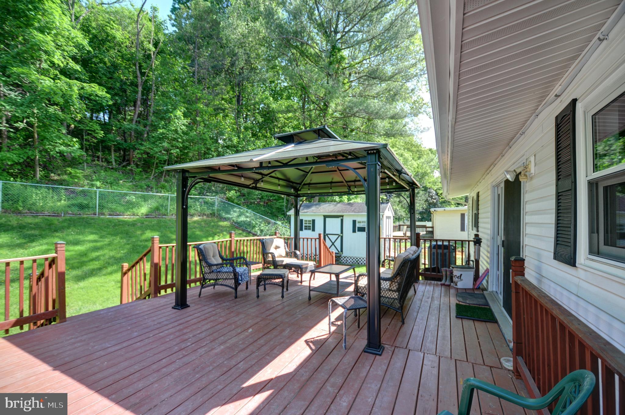 ROLLING FIELDS - Residential