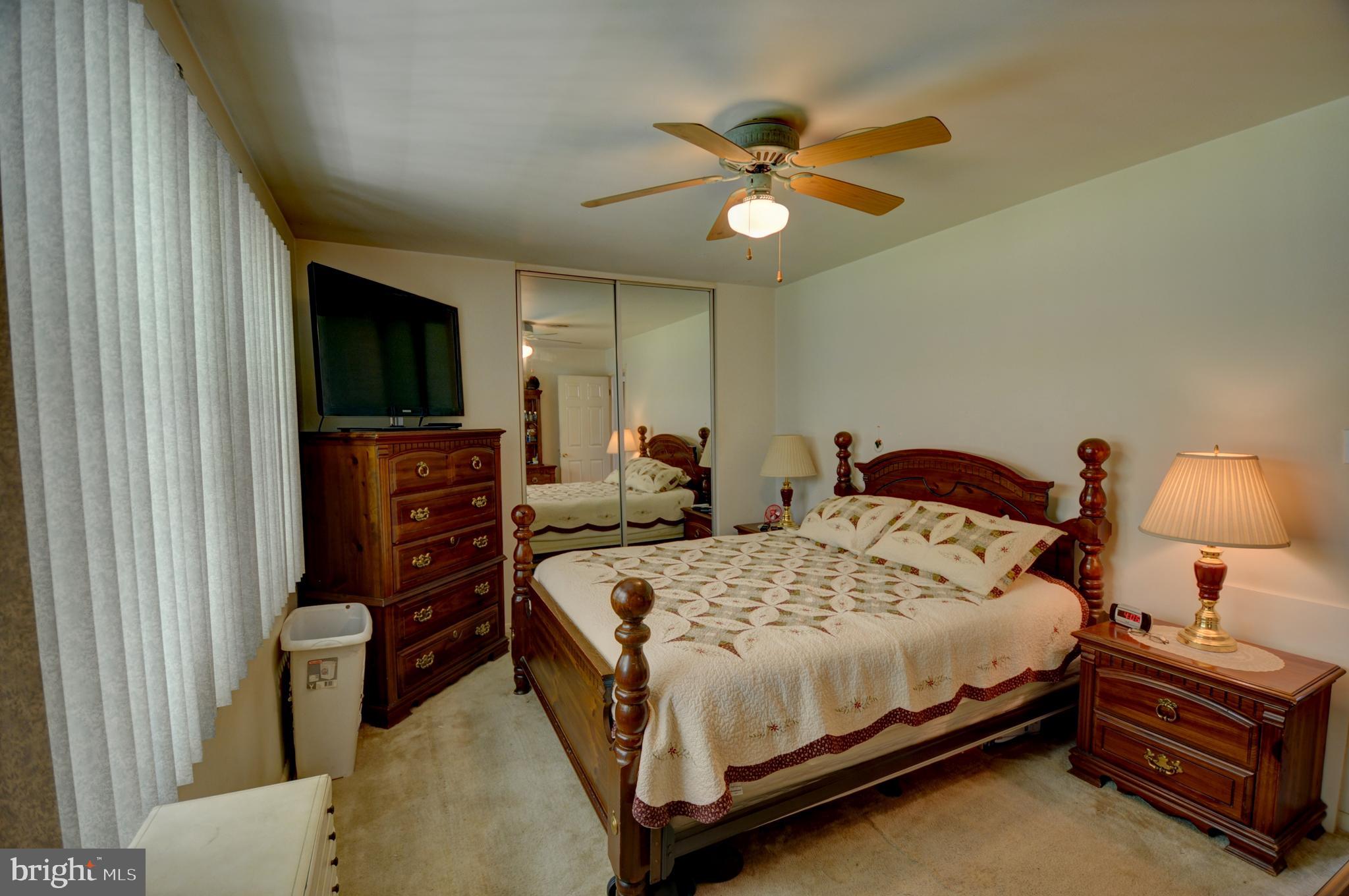 ROLLING FIELDS - Residential