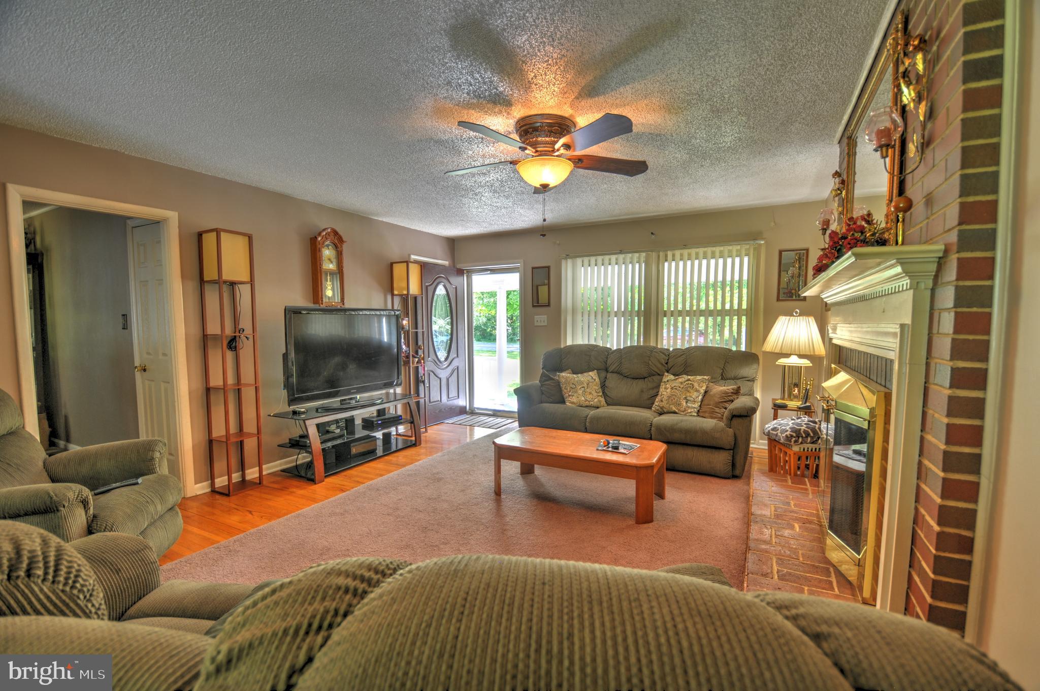 ROLLING FIELDS - Residential