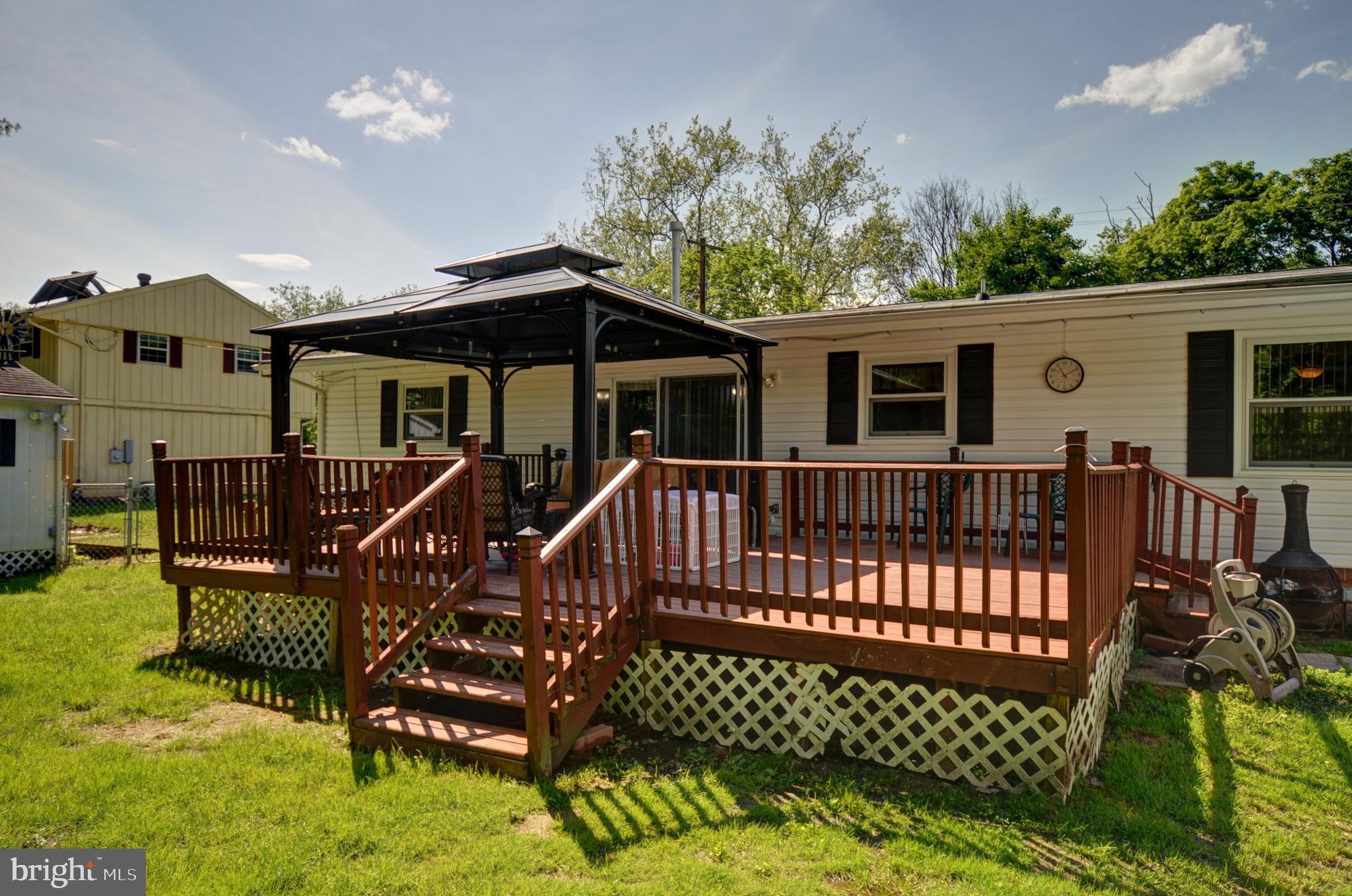 ROLLING FIELDS - Residential