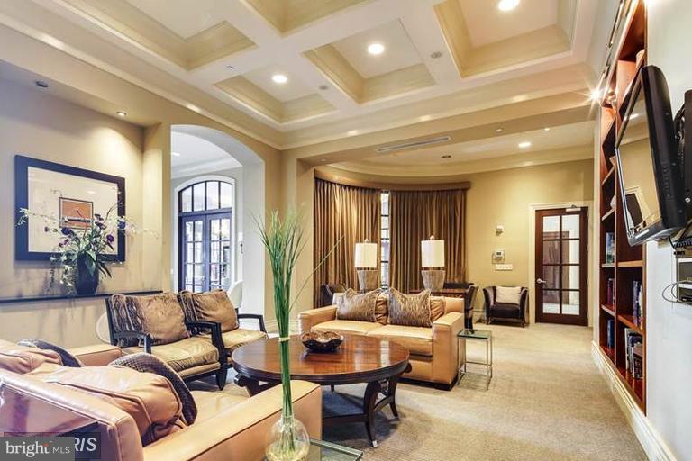 GALLERY AT WHITE FLINT - Residential Lease