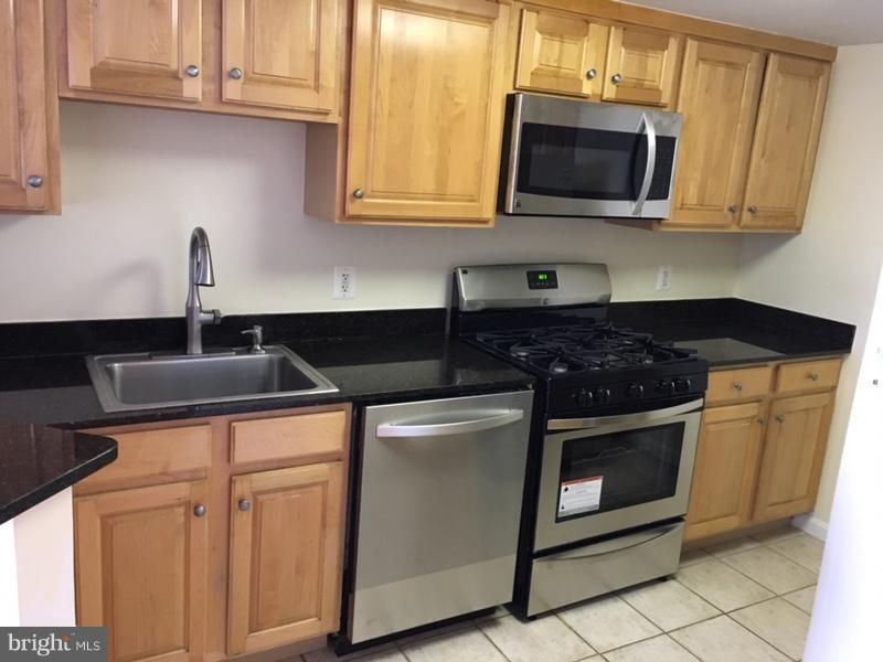 GALLERY AT WHITE FLINT - Residential Lease