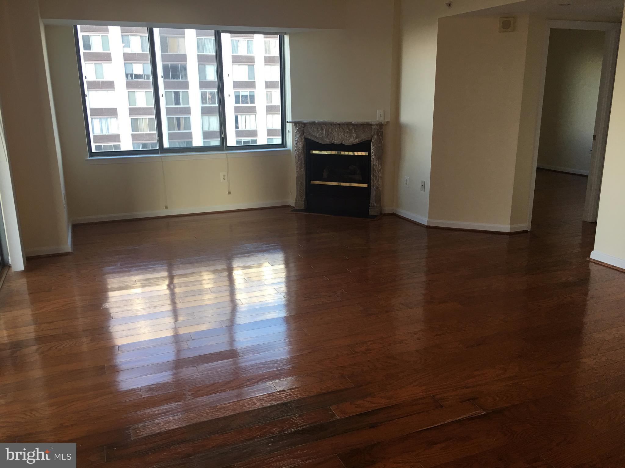 GALLERY AT WHITE FLINT - Residential Lease