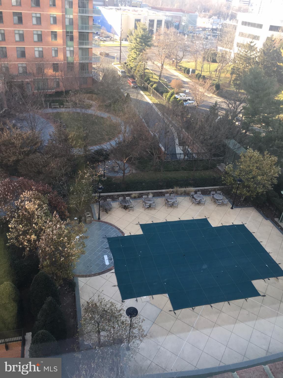 GALLERY AT WHITE FLINT - Residential Lease