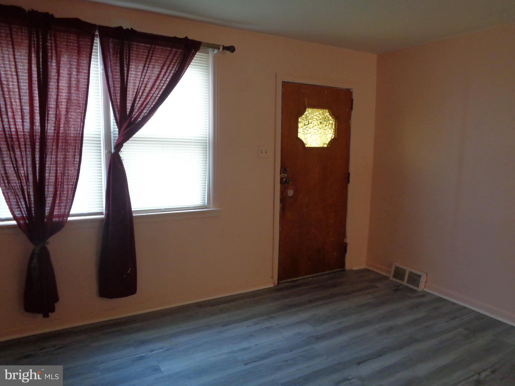 FRANKFORD - Residential