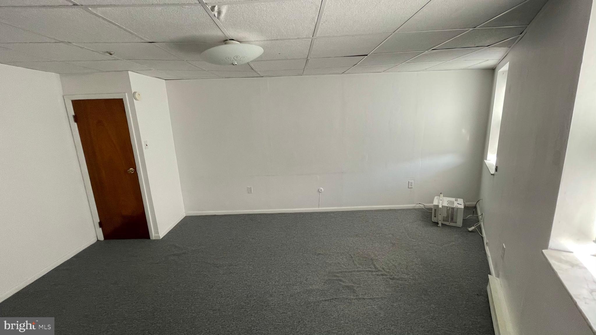 806 E PASSYUNK AVENUE 3