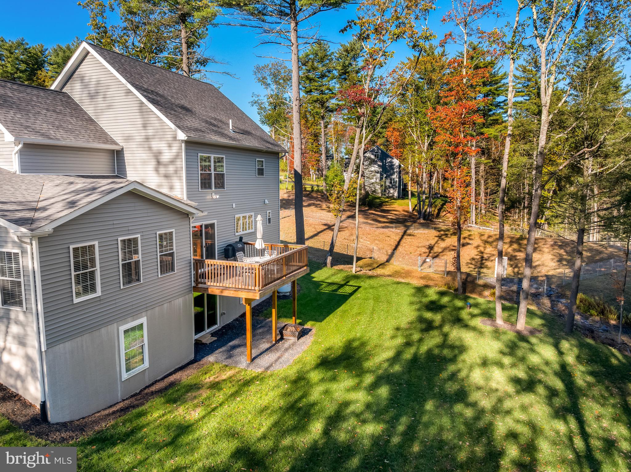 THE WOODS - Residential