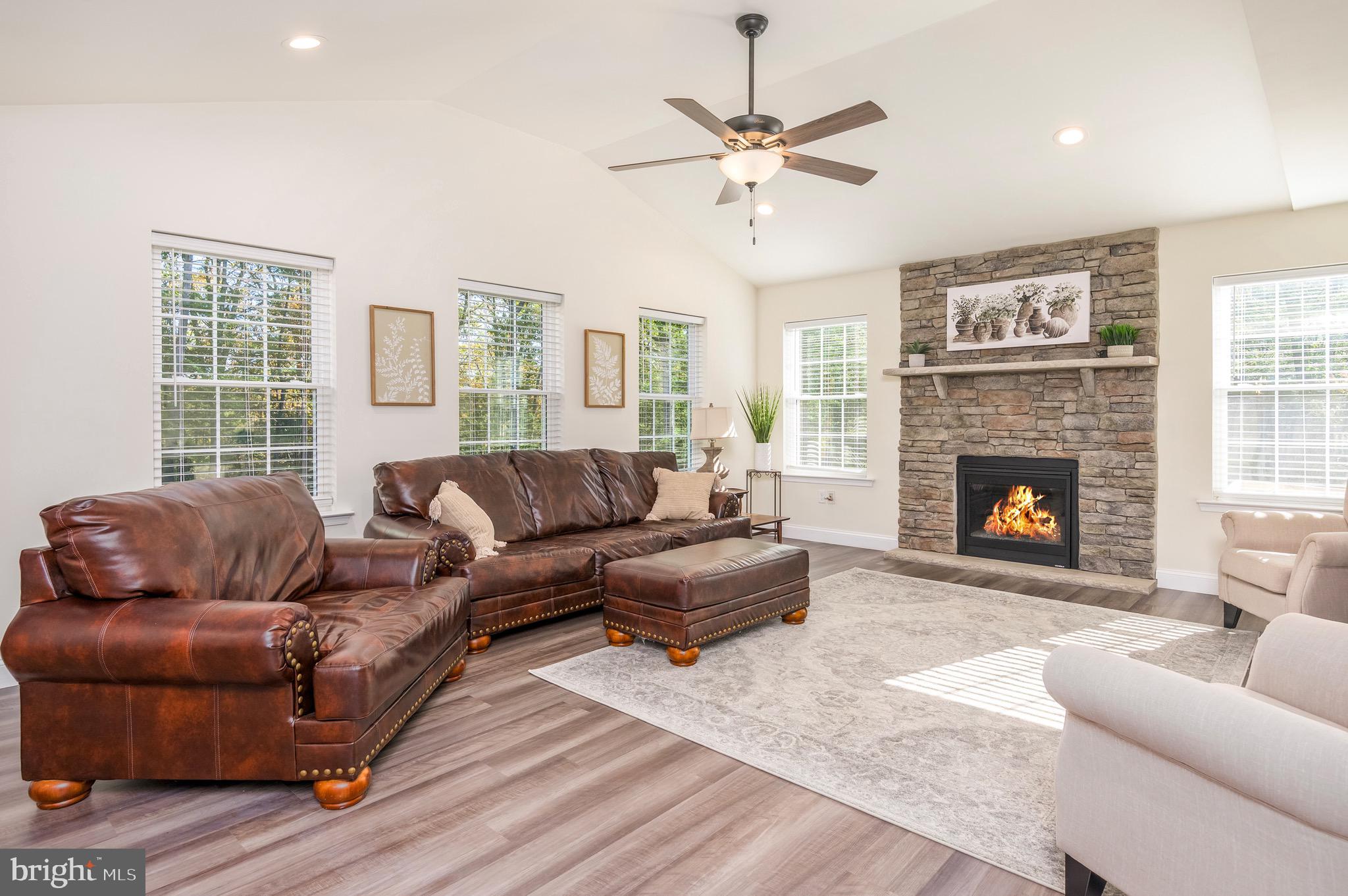 THE WOODS - Residential