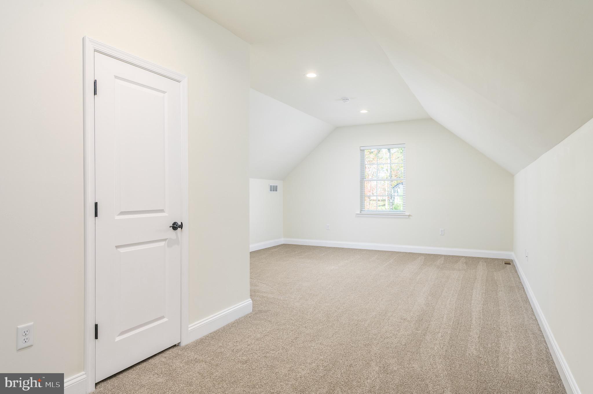 THE WOODS - Residential