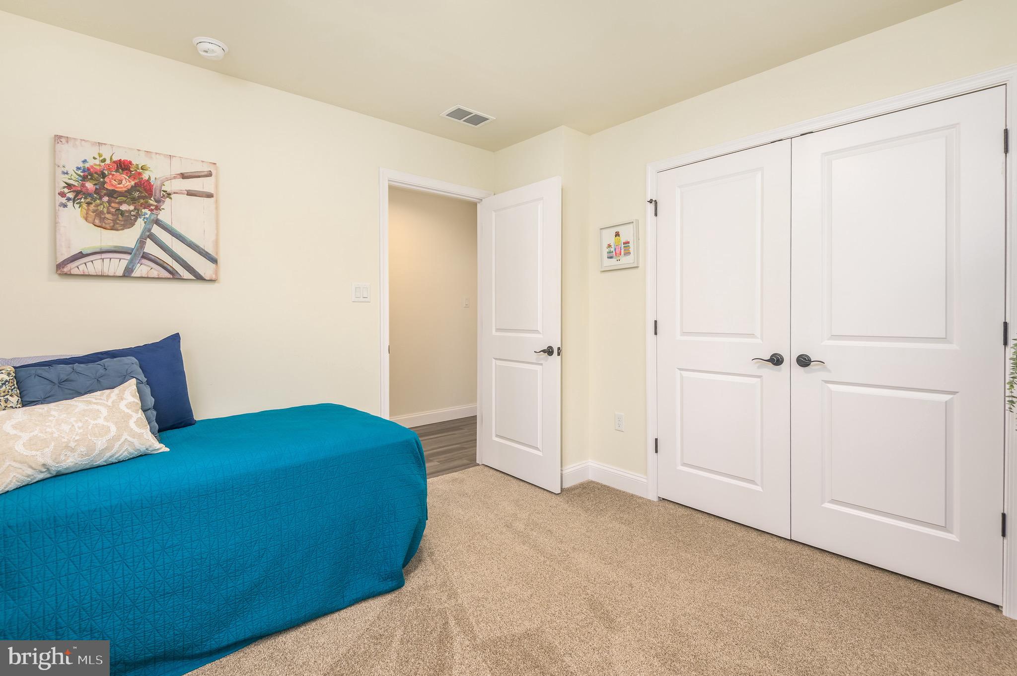 THE WOODS - Residential